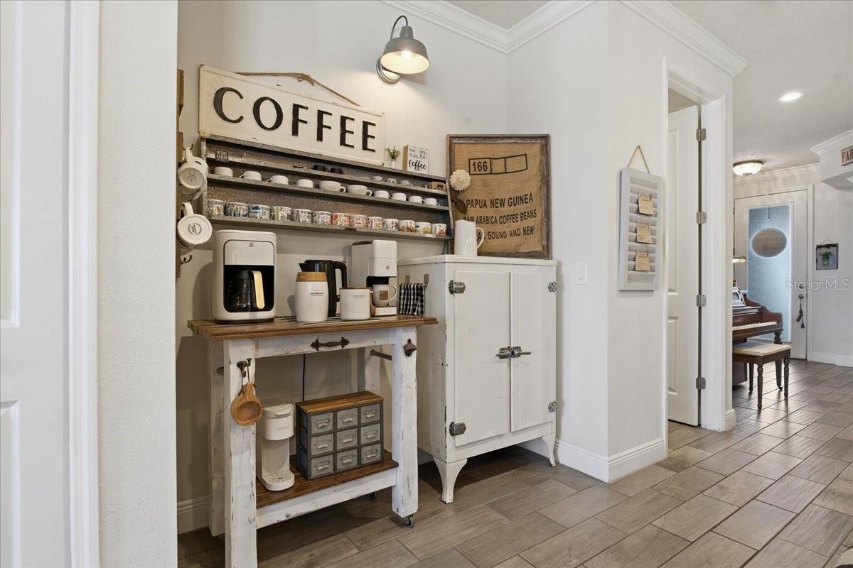 Image 17 of 51 For 13326 Palmera Vista Drive