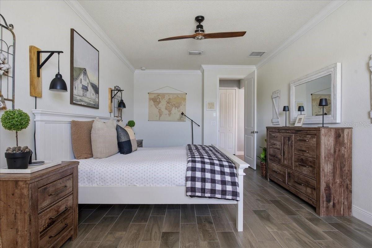 Image 23 of 51 For 13326 Palmera Vista Drive