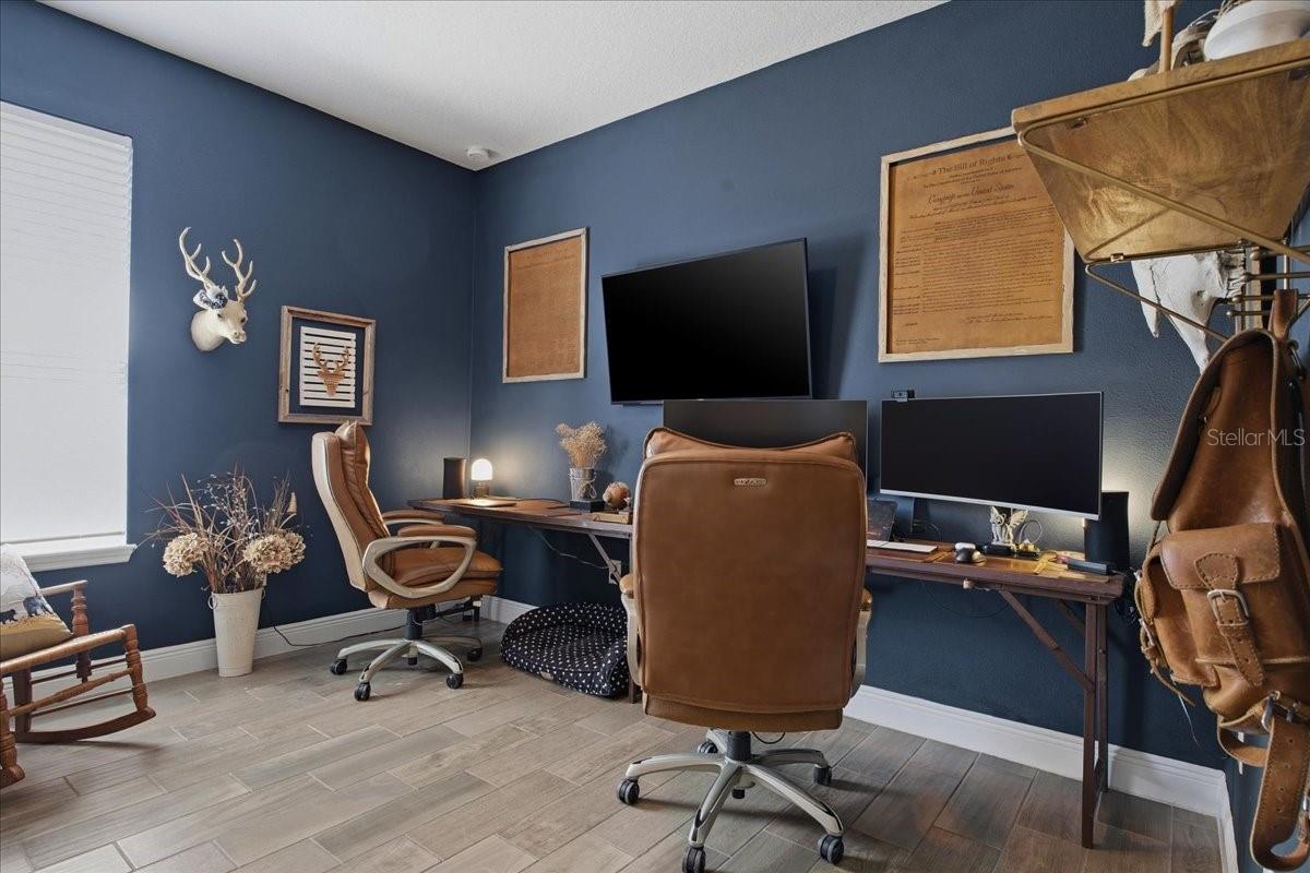 Image 28 of 51 For 13326 Palmera Vista Drive