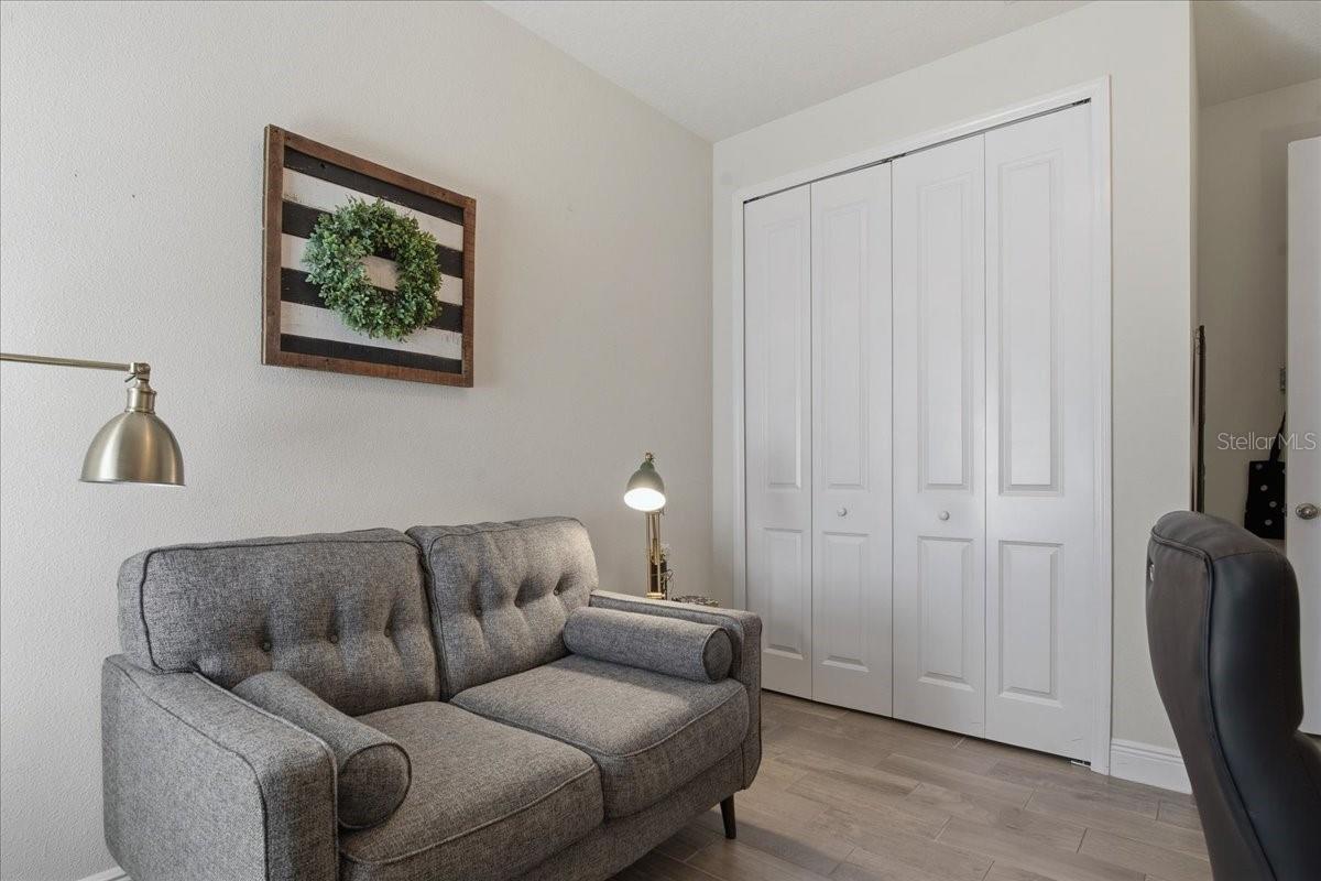 Image 32 of 51 For 13326 Palmera Vista Drive