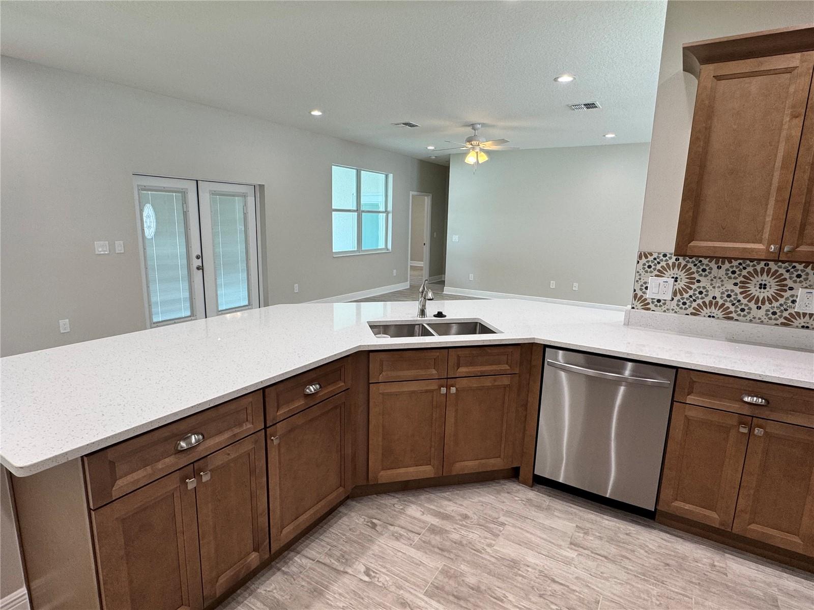 Image 20 of 68 For 37549 Teri Court