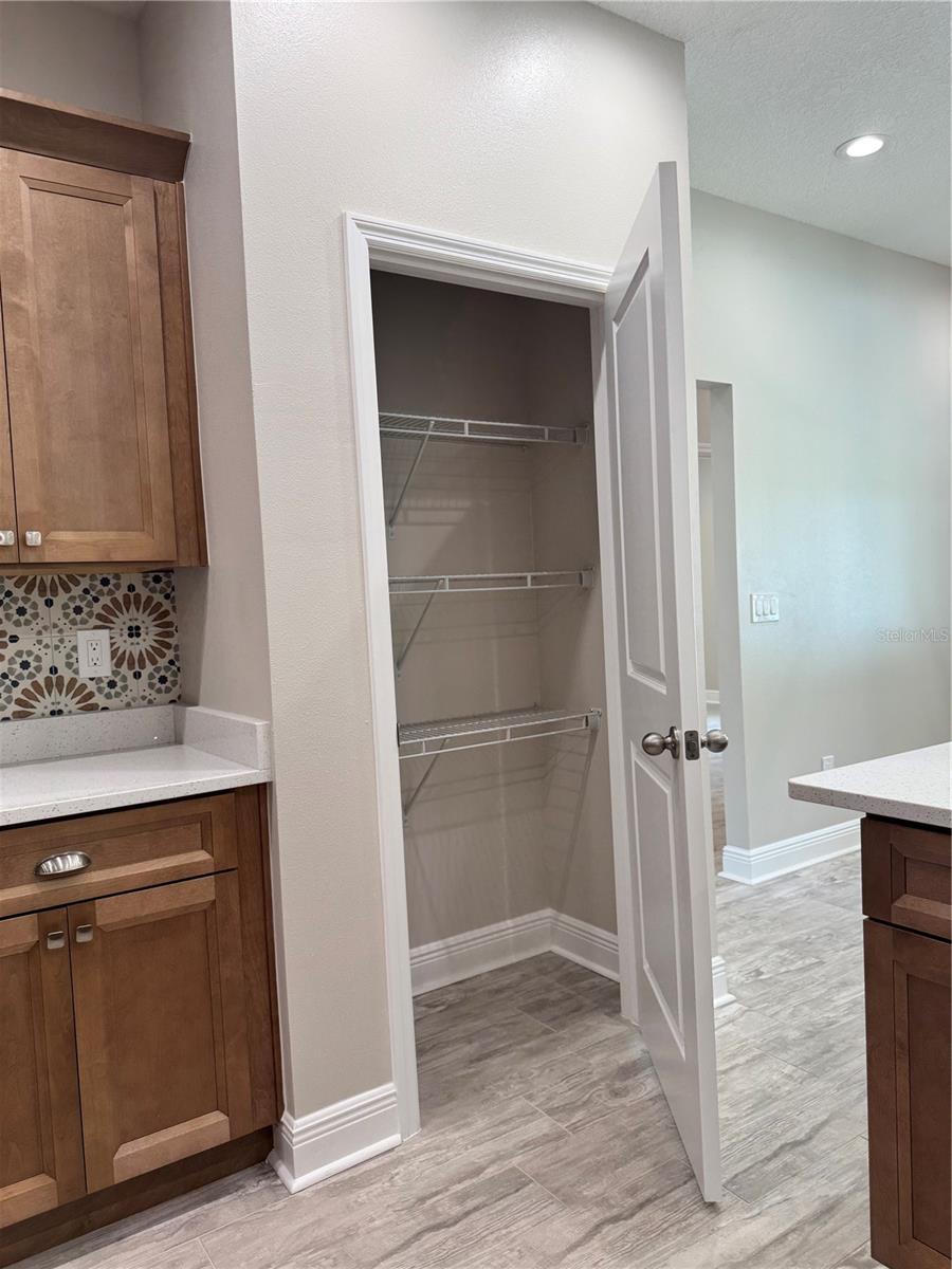 Image 27 of 68 For 37549 Teri Court