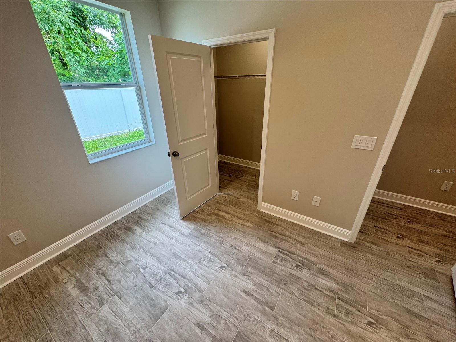 Image 31 of 68 For 37549 Teri Court