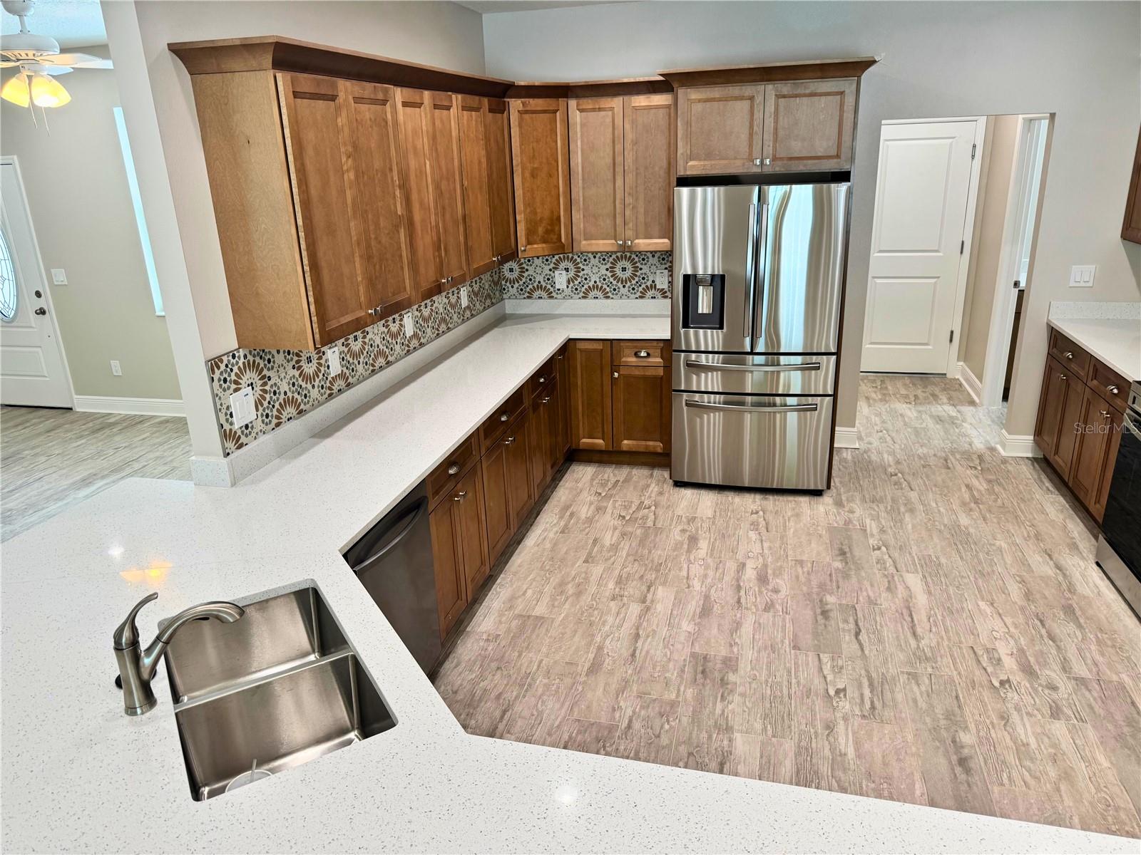 Image 5 of 68 For 37549 Teri Court