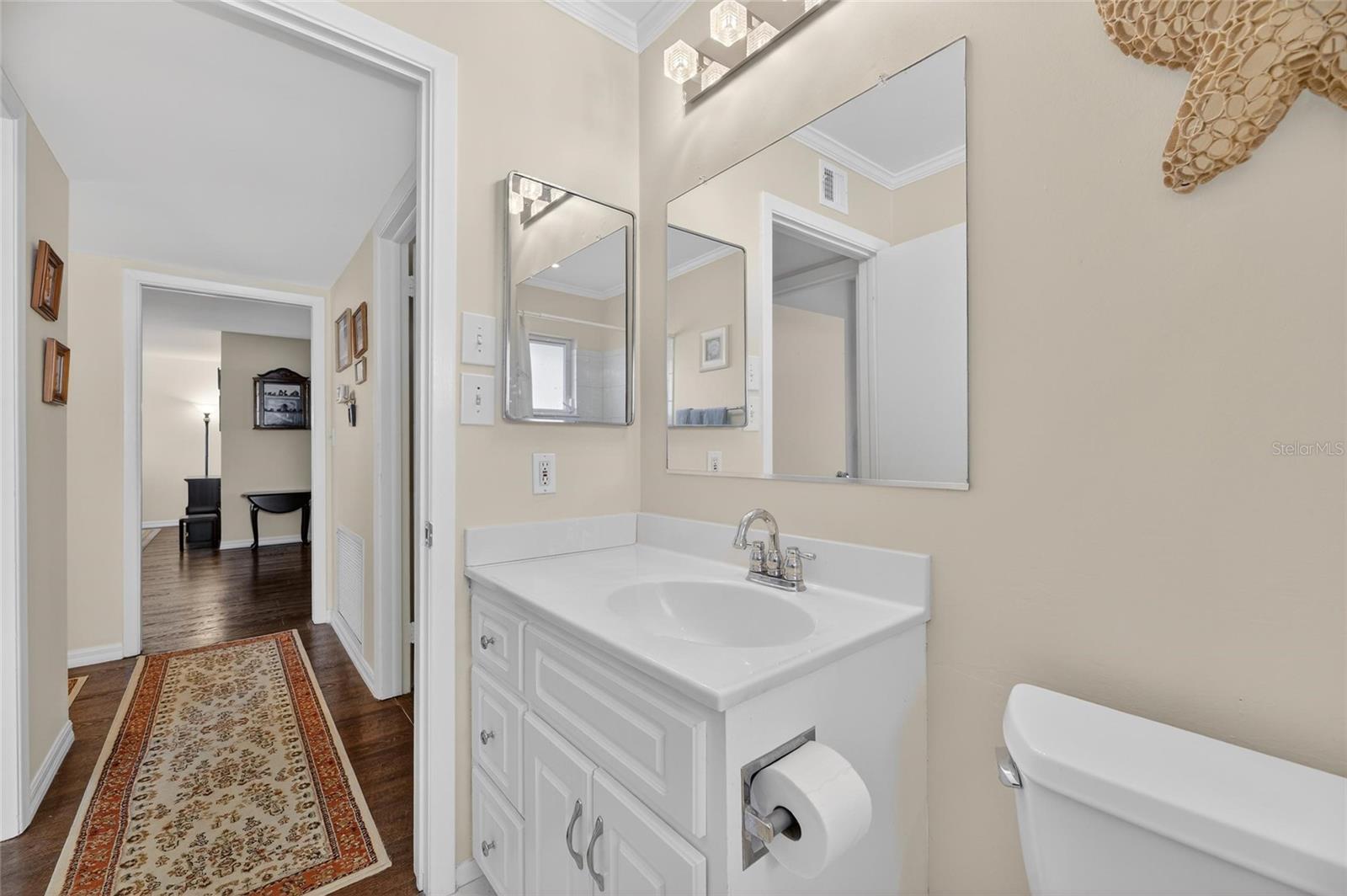 Image 35 of 88 For 1302 Desert Hills Drive