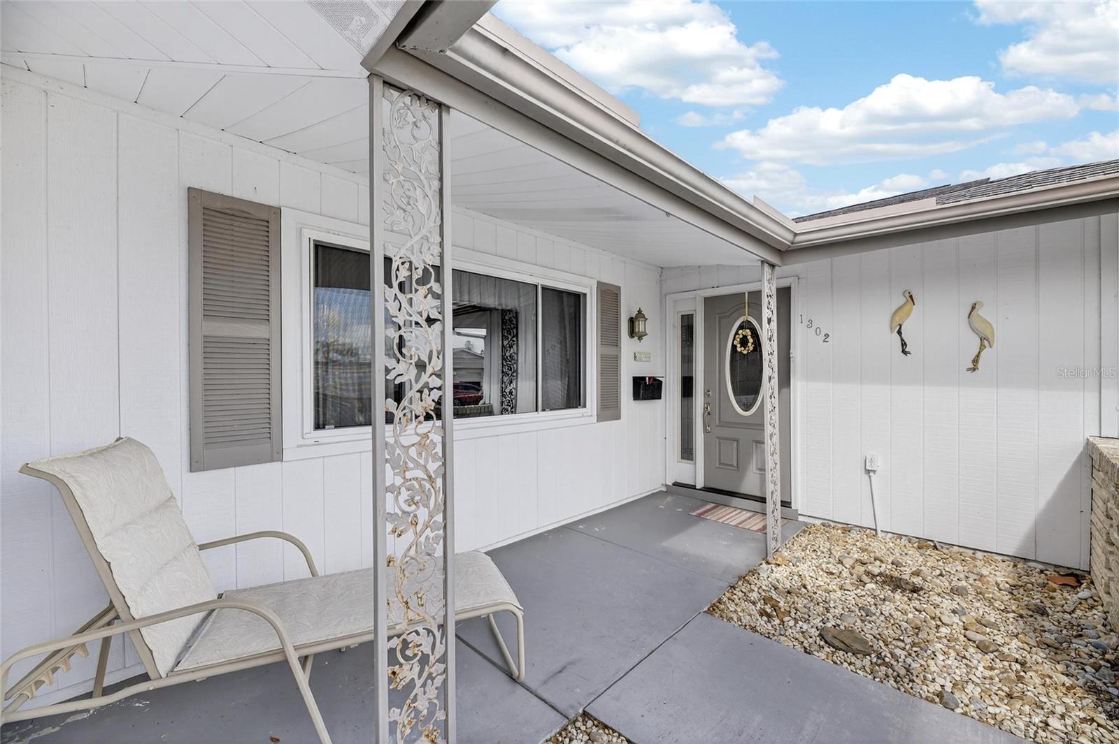 Image 4 of 88 For 1302 Desert Hills Drive