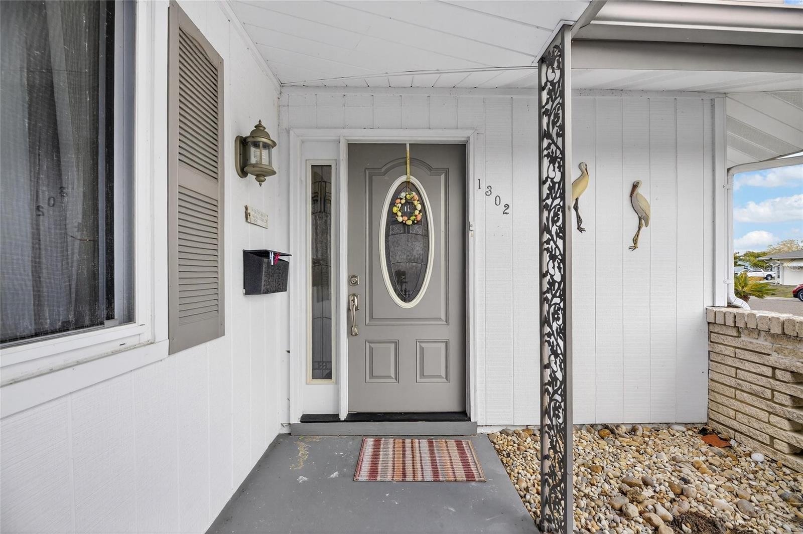 Image 5 of 88 For 1302 Desert Hills Drive