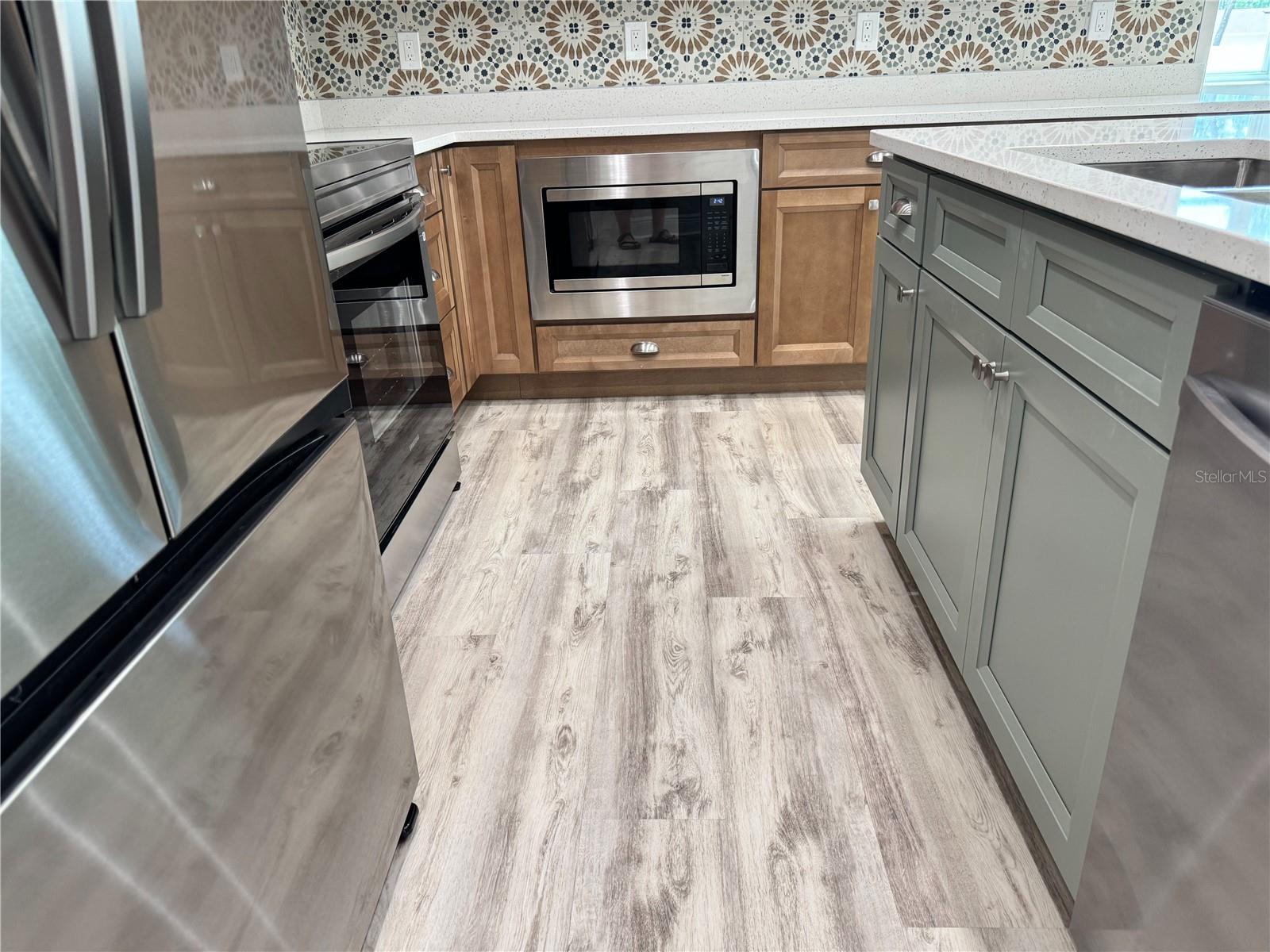 Image 16 of 56 For 13532 14th Street