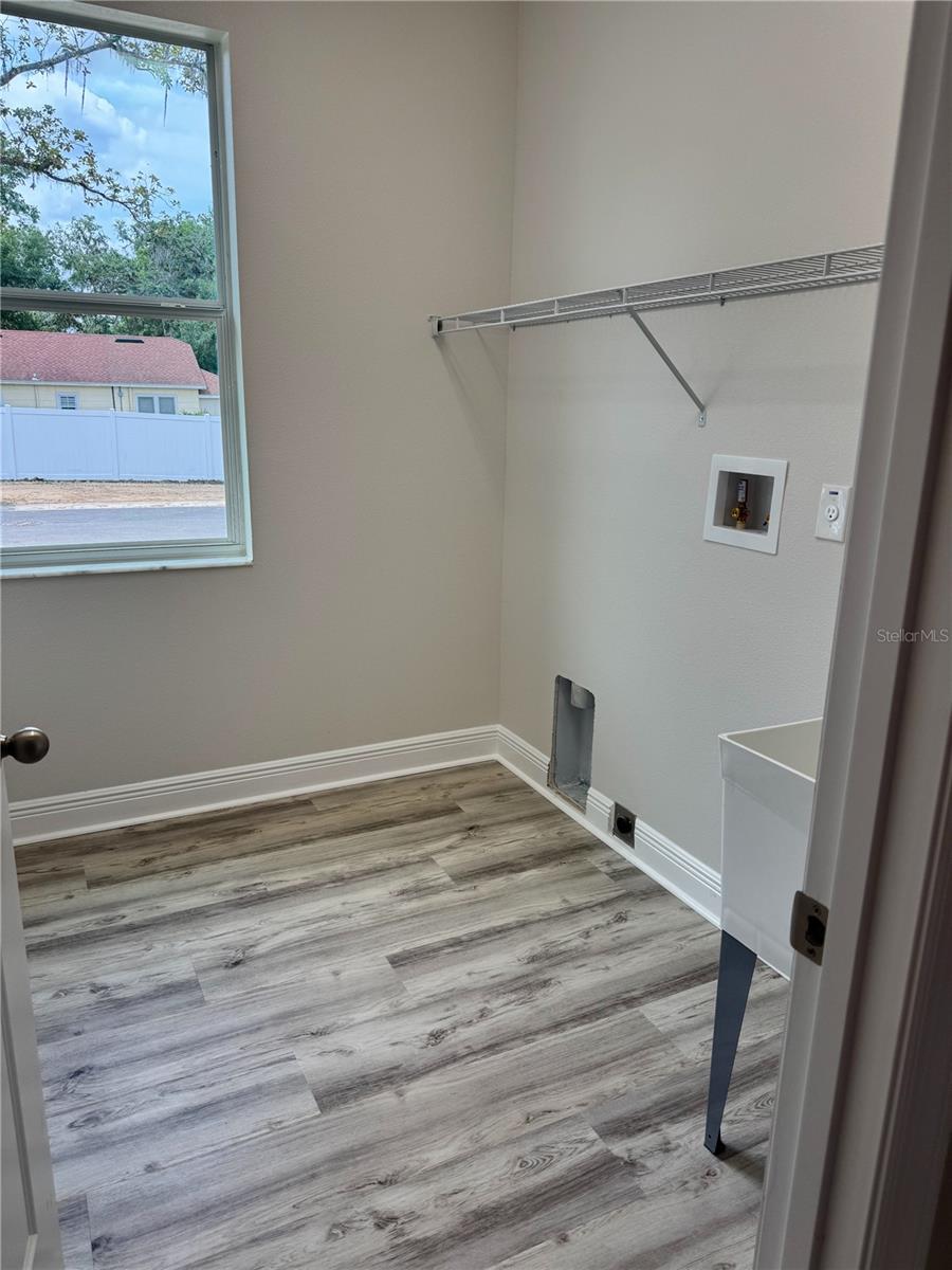 Image 26 of 56 For 13532 14th Street