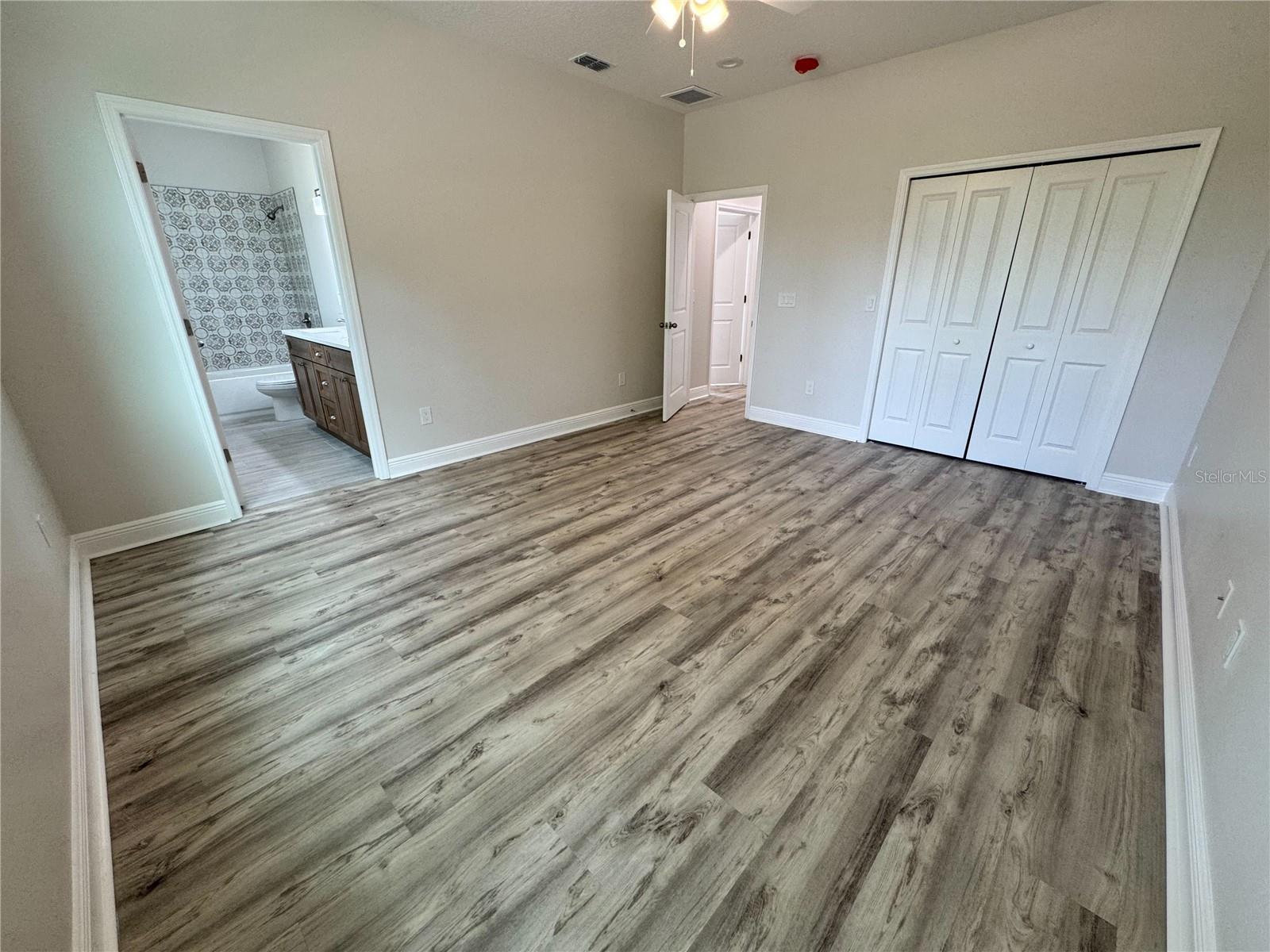 Image 29 of 56 For 13532 14th Street