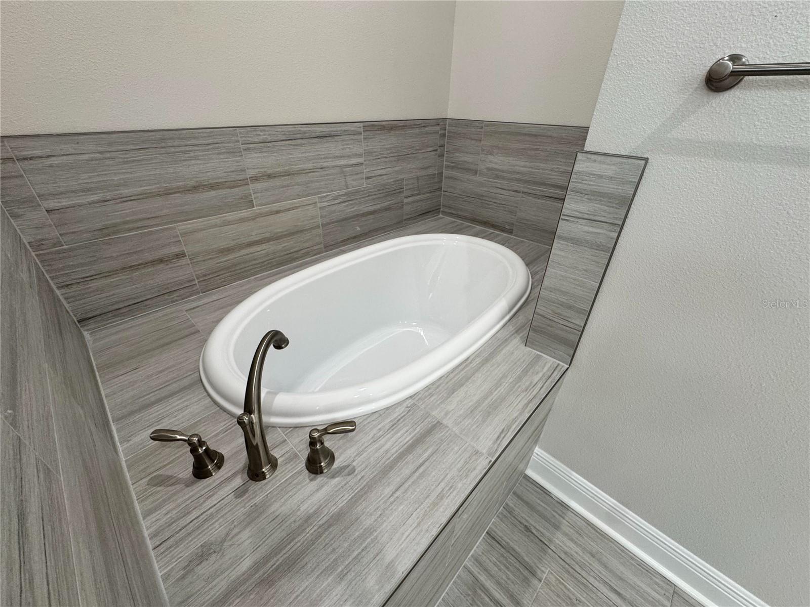 Image 47 of 56 For 13532 14th Street