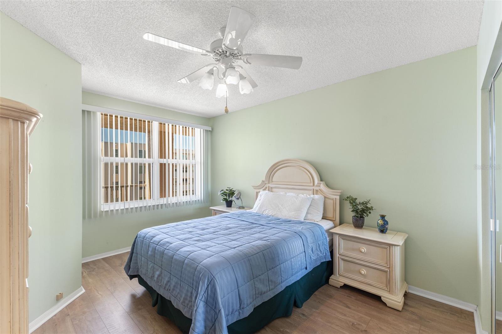 Image 24 of 46 For 6475 Shoreline Drive 5403