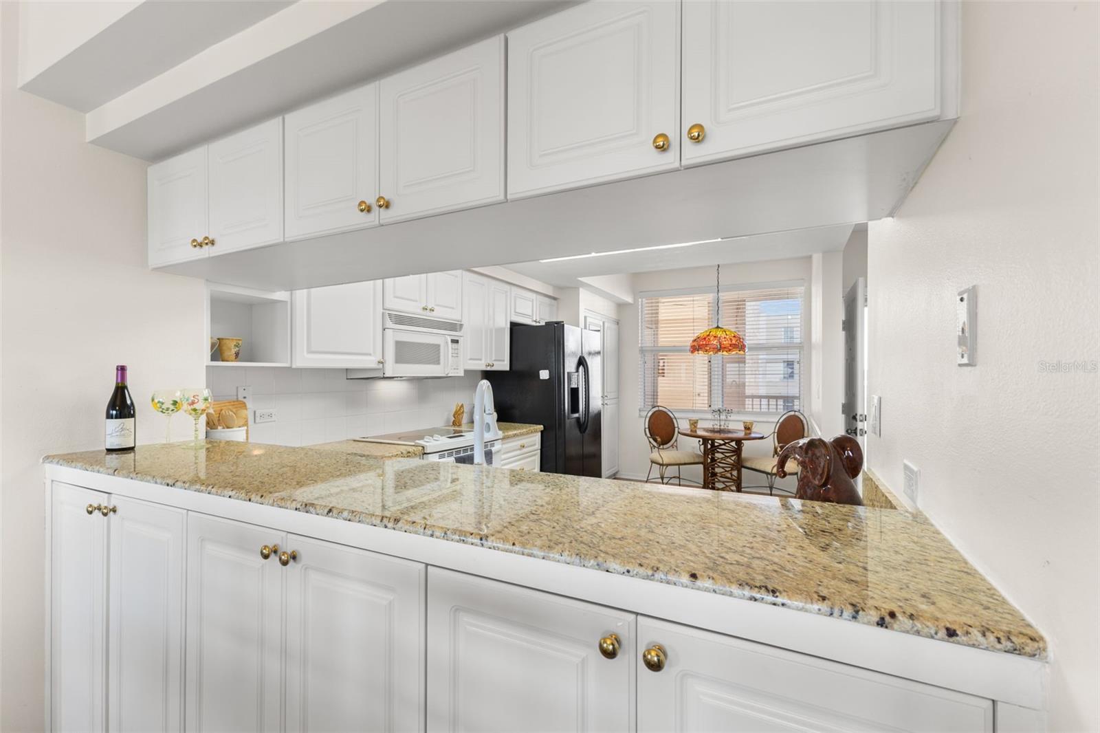 Image 34 of 46 For 6475 Shoreline Drive 5403