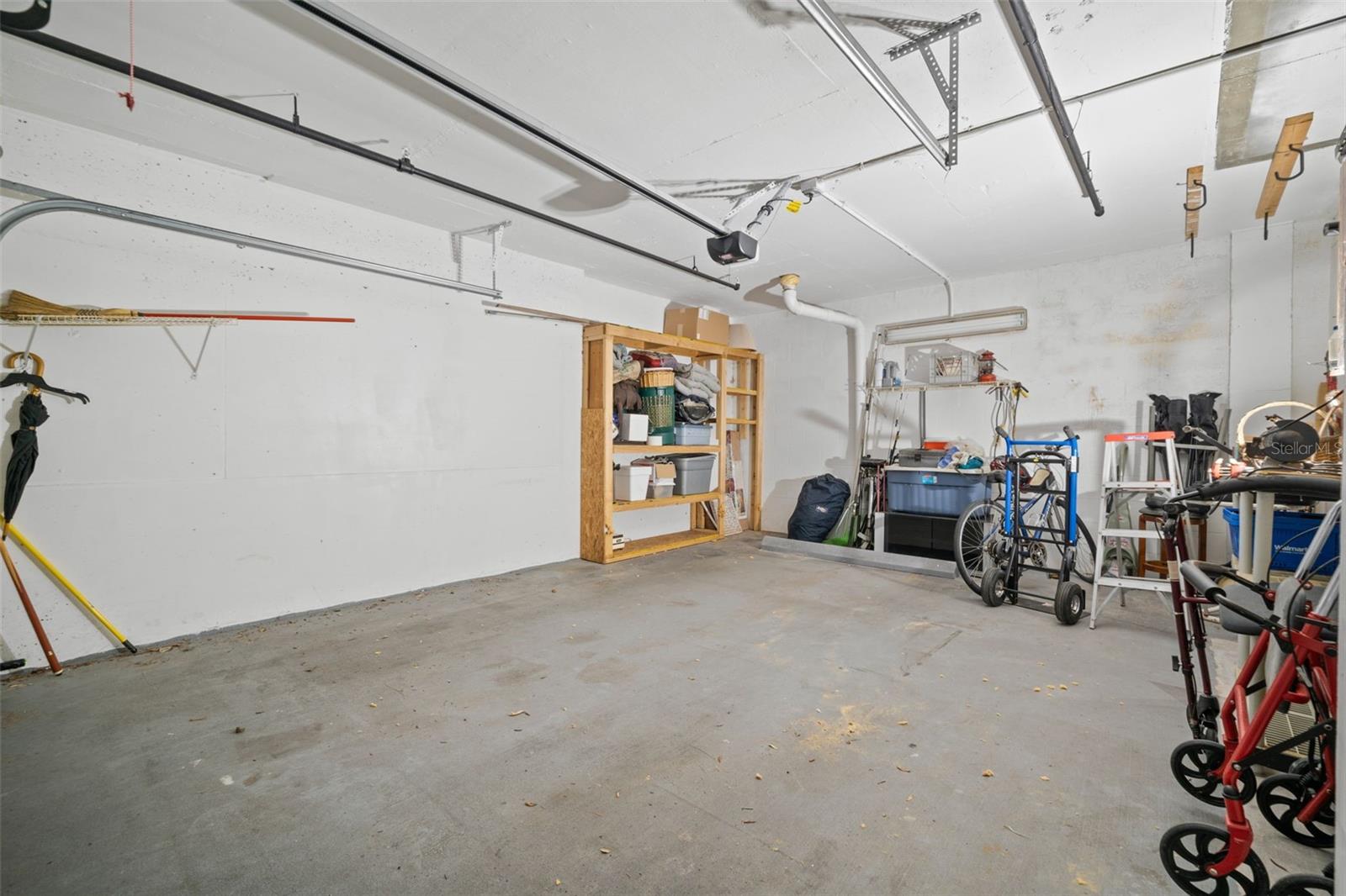 Image 37 of 46 For 6475 Shoreline Drive 5403