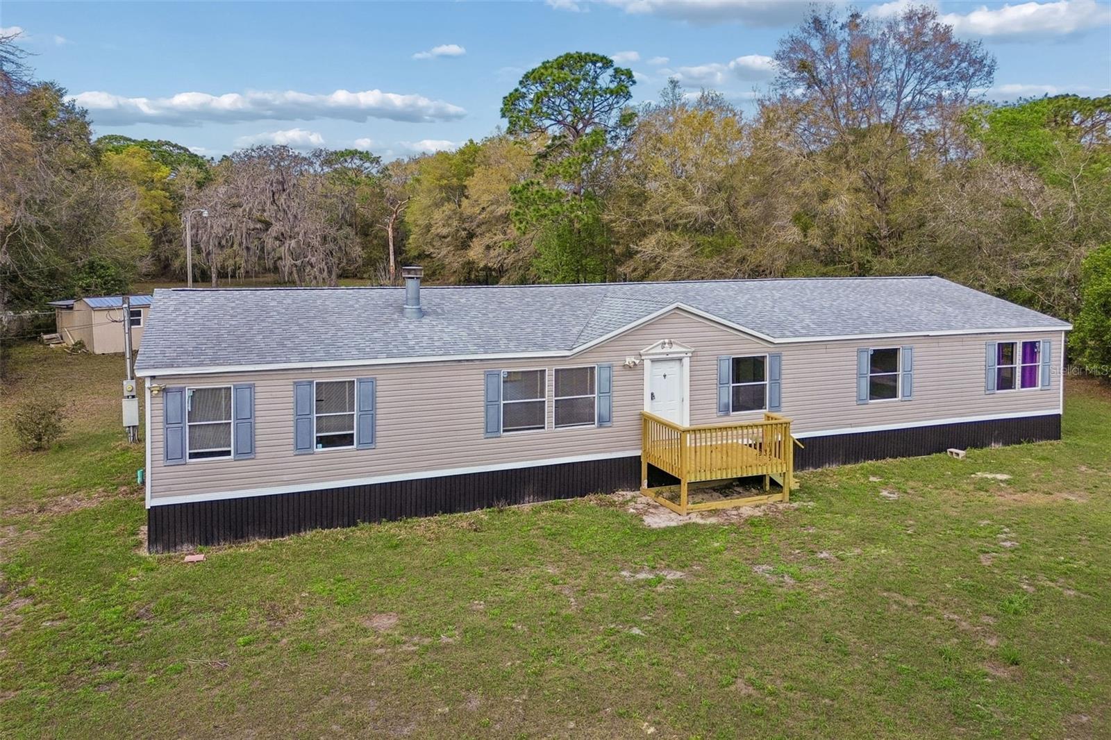 Image 10 of 42 For 18427 Moorhaven Drive