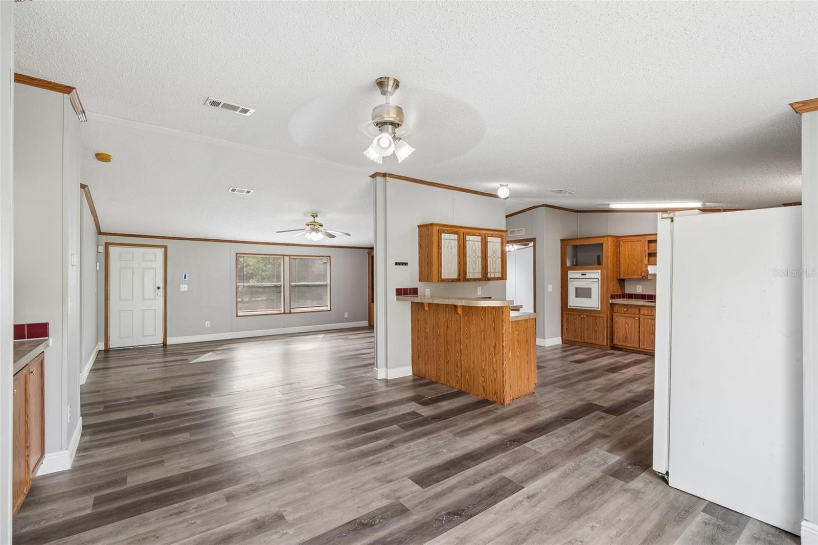 Image 15 of 42 For 18427 Moorhaven Drive