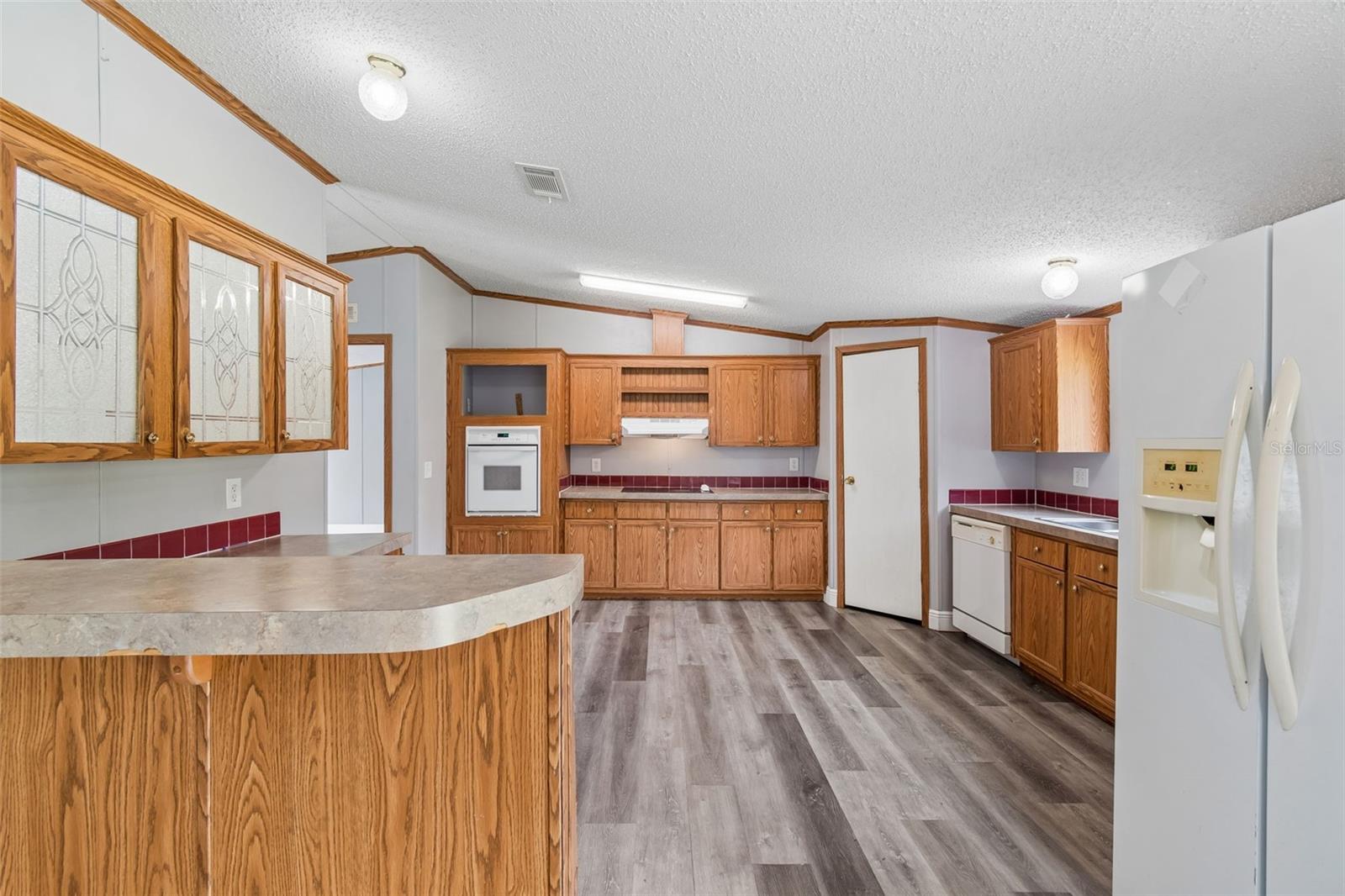 Image 17 of 42 For 18427 Moorhaven Drive