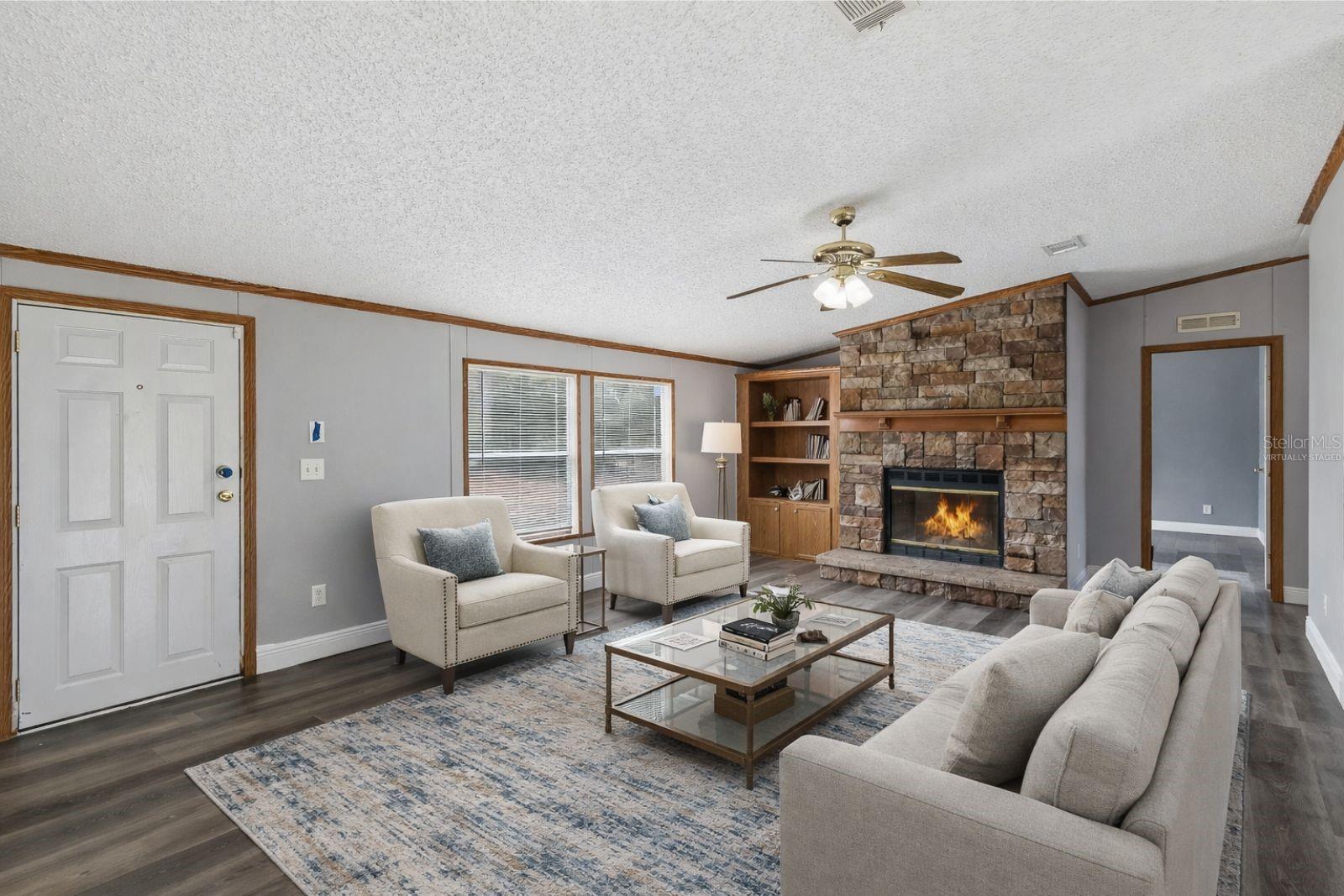 Image 2 of 42 For 18427 Moorhaven Drive