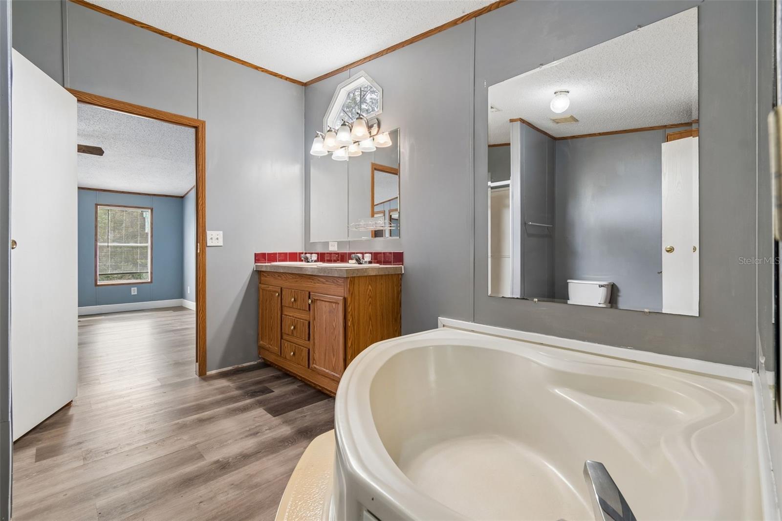 Image 23 of 42 For 18427 Moorhaven Drive