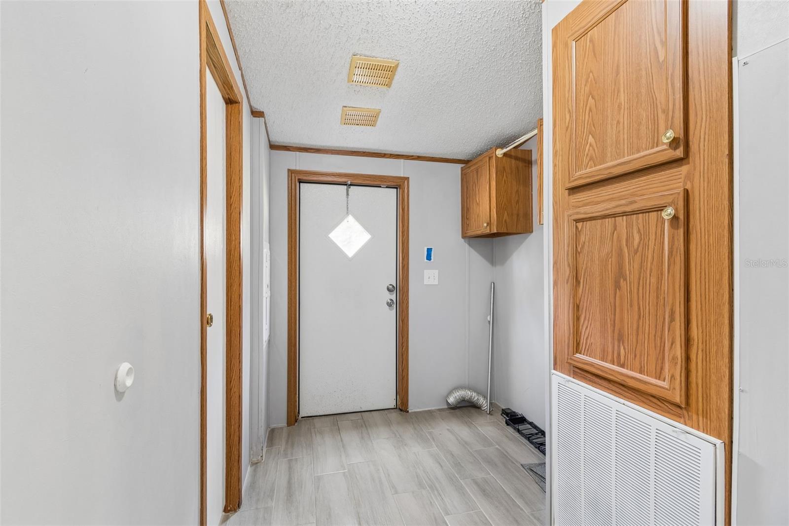 Image 30 of 42 For 18427 Moorhaven Drive