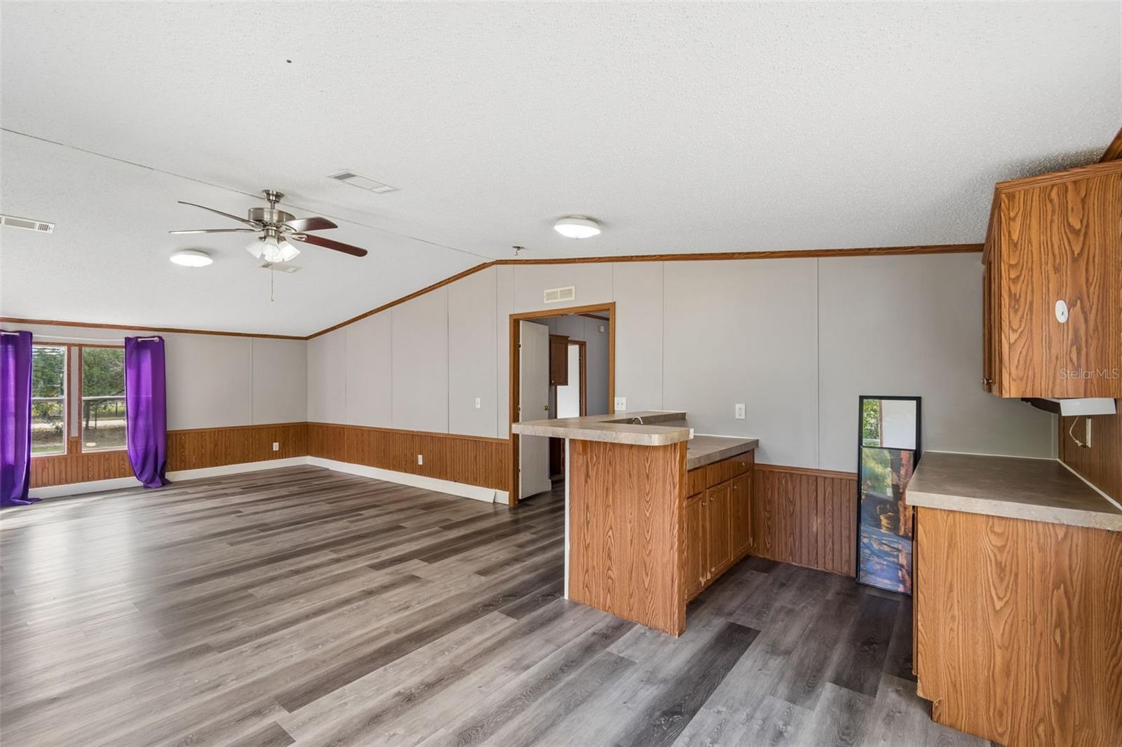 Image 32 of 42 For 18427 Moorhaven Drive