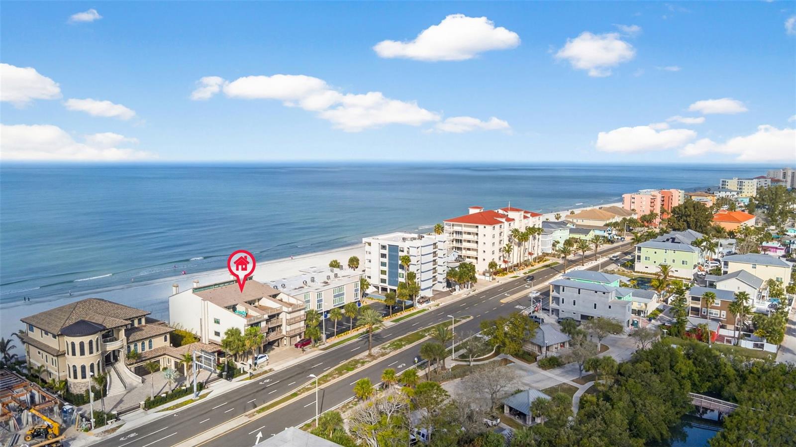 Image 27 of 39 For 19010 Gulf Boulevard 101