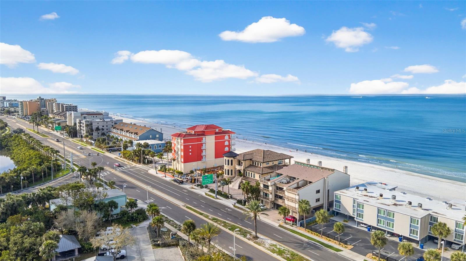 Image 28 of 39 For 19010 Gulf Boulevard 101