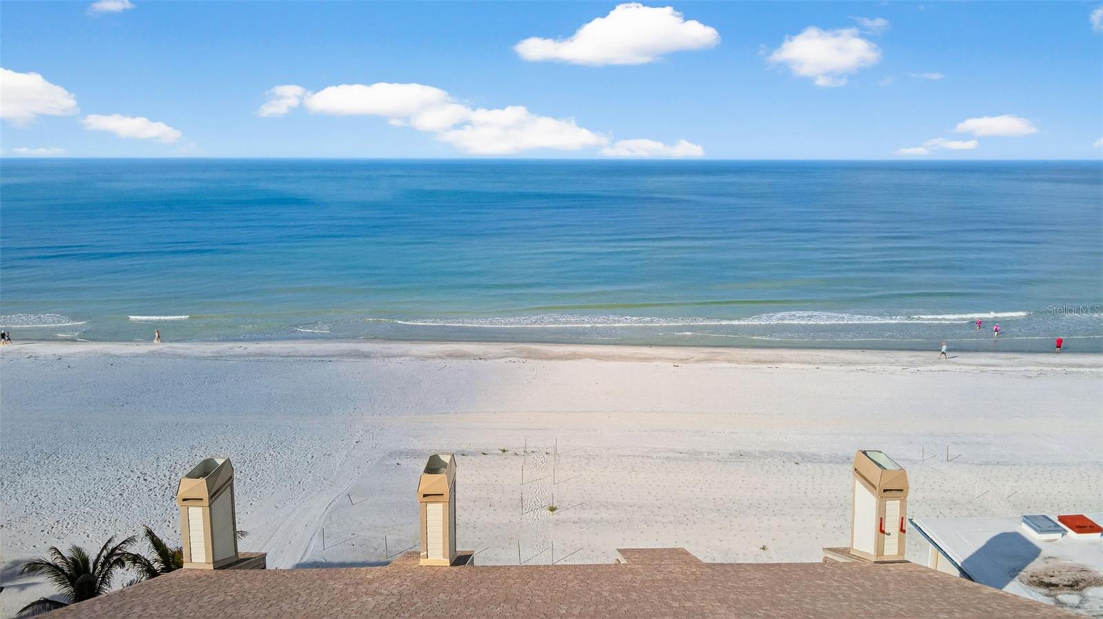 Image 38 of 39 For 19010 Gulf Boulevard 101