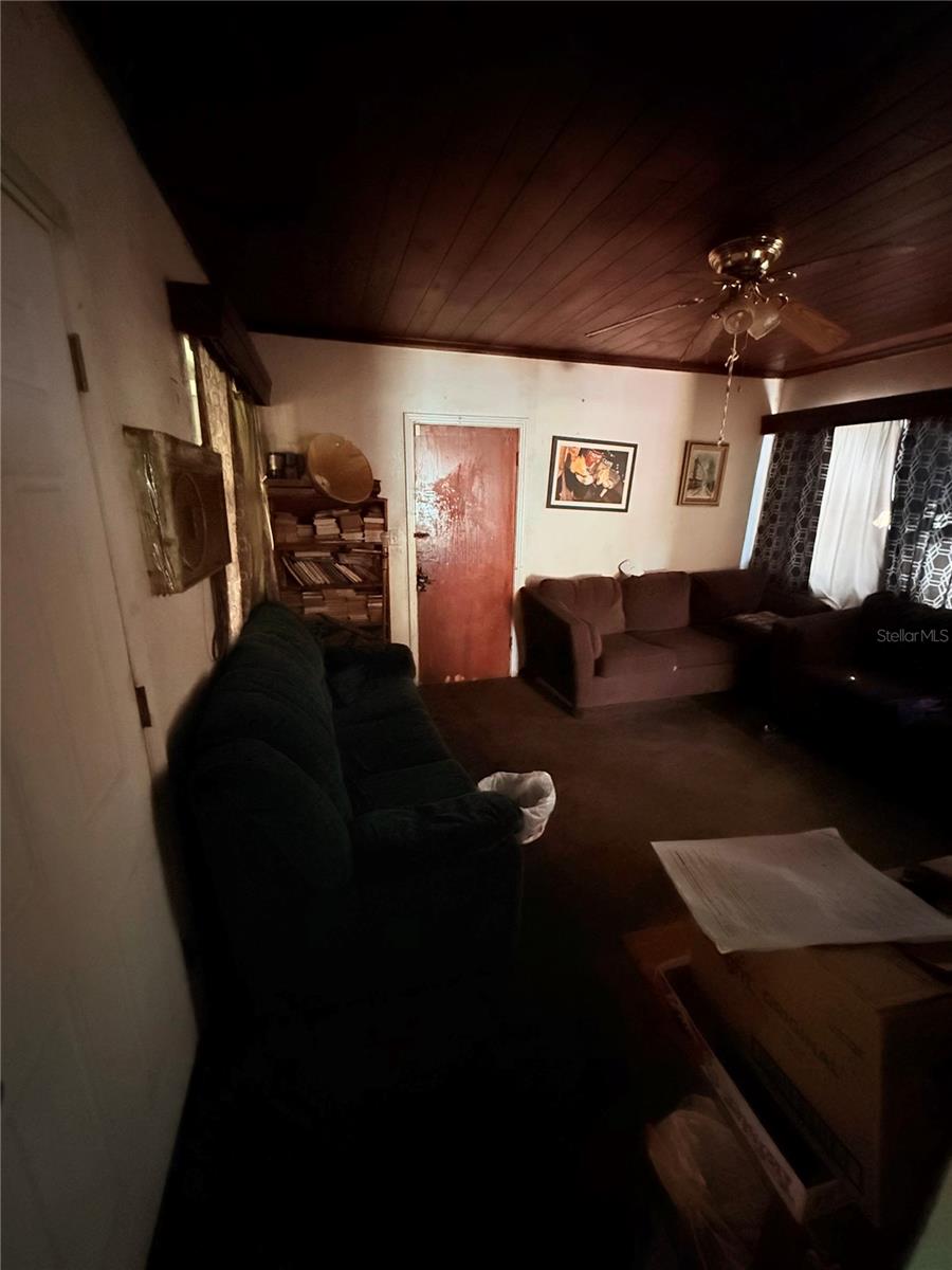 Image 9 of 20 For 1600 27th Avenue S