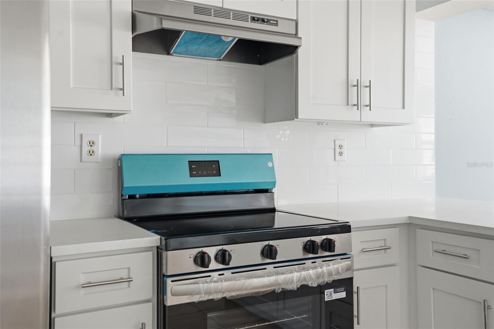 Image 13 of 41 For 7427 Fireside Drive