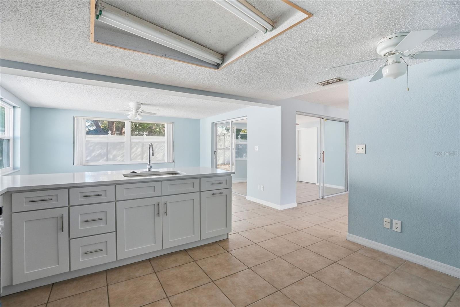 Image 14 of 41 For 7427 Fireside Drive