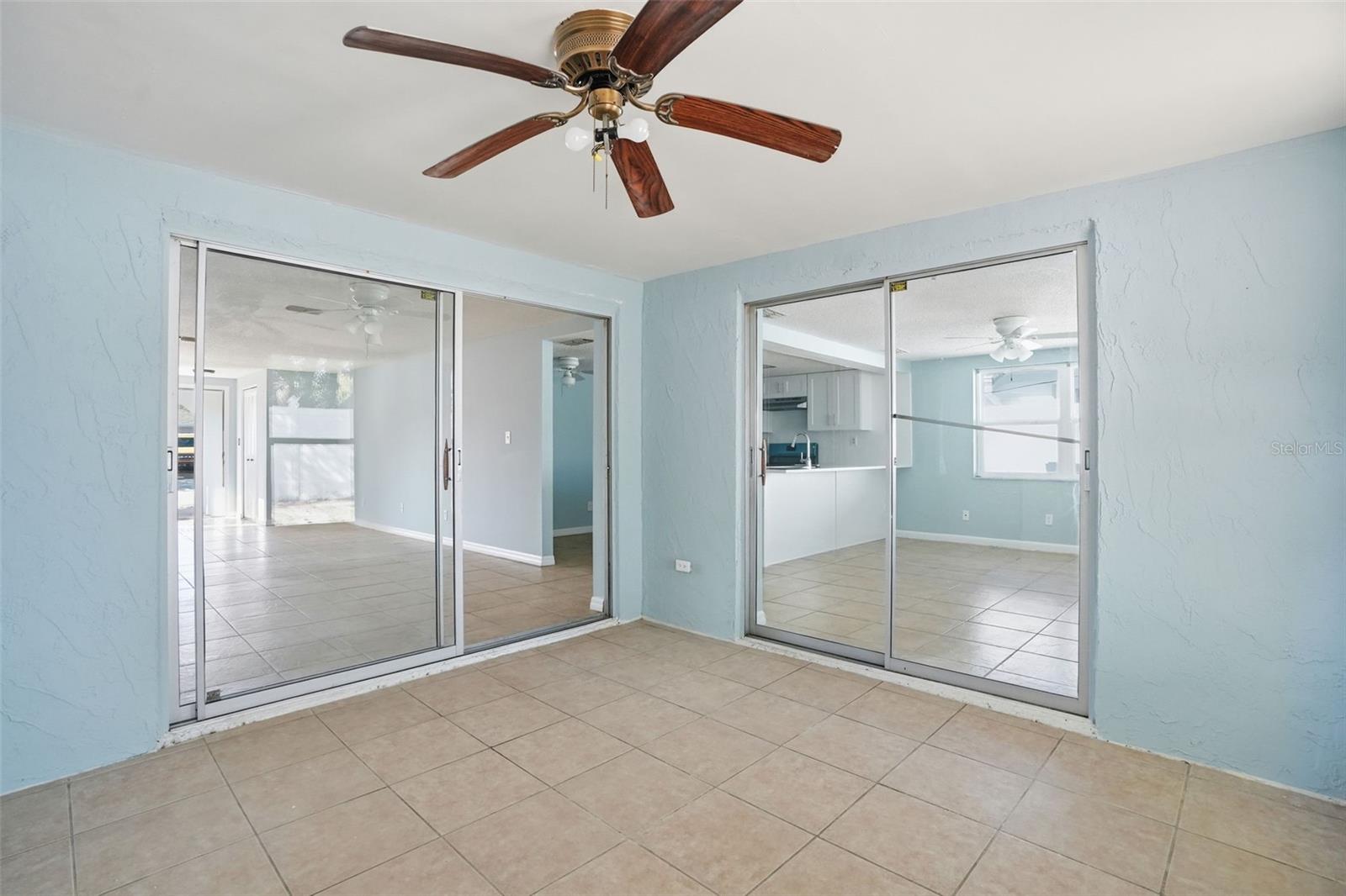 Image 17 of 41 For 7427 Fireside Drive