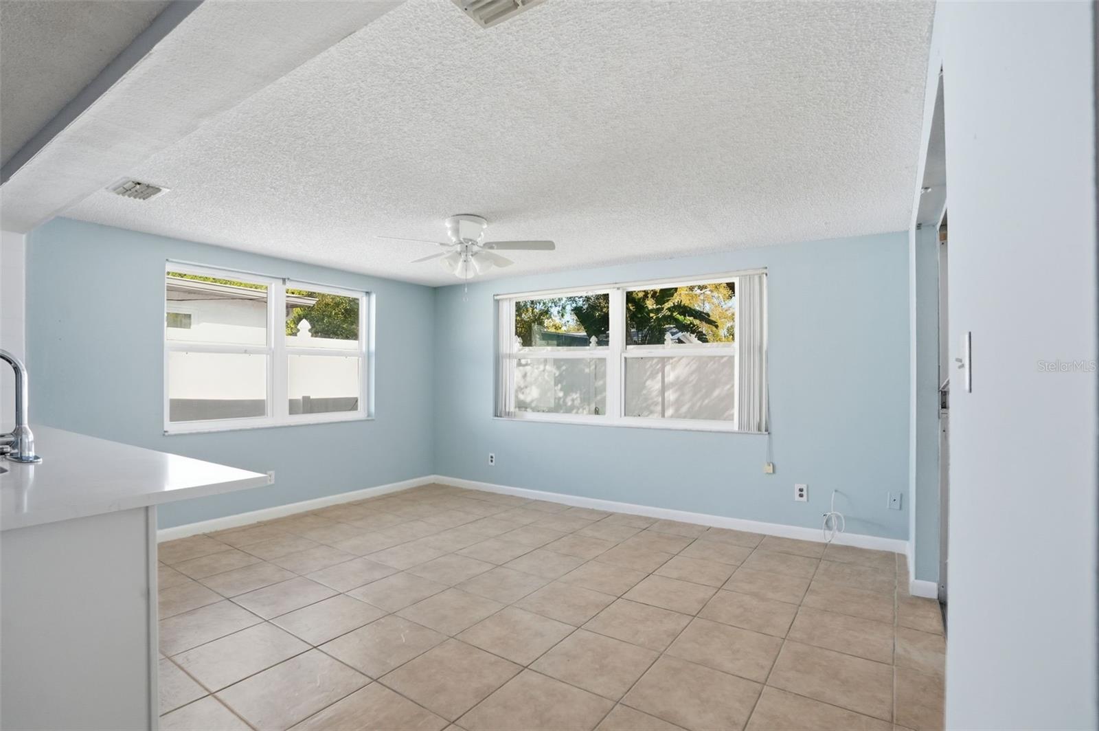 Image 18 of 41 For 7427 Fireside Drive