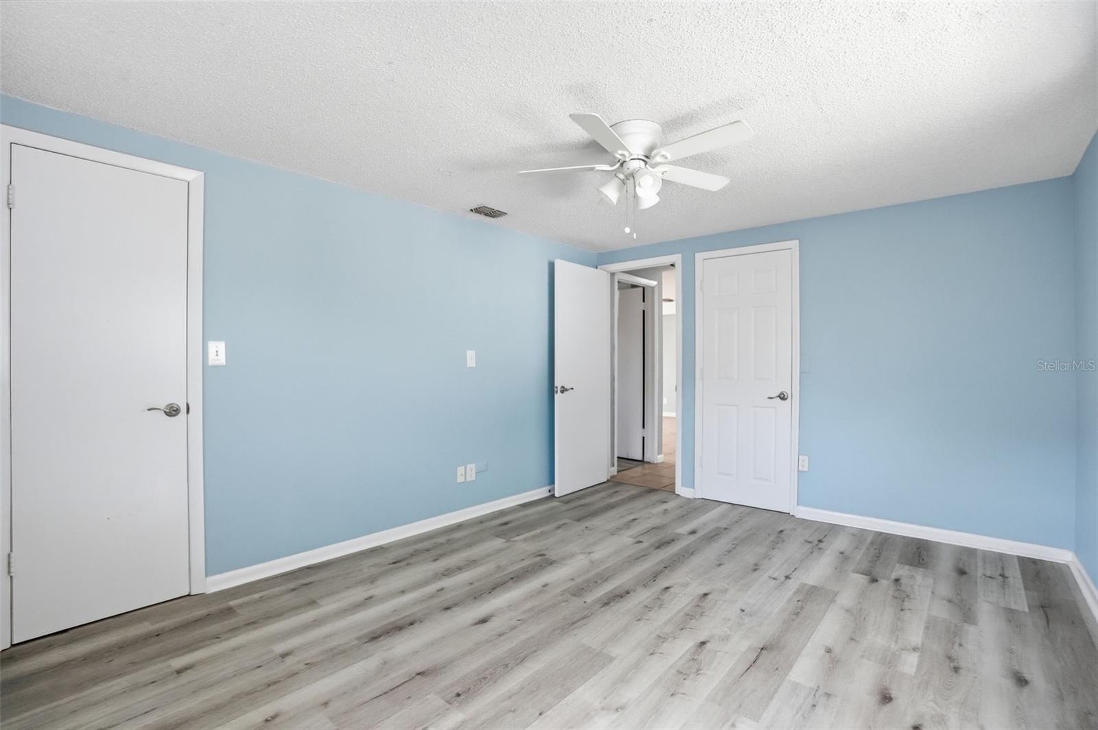 Image 23 of 41 For 7427 Fireside Drive