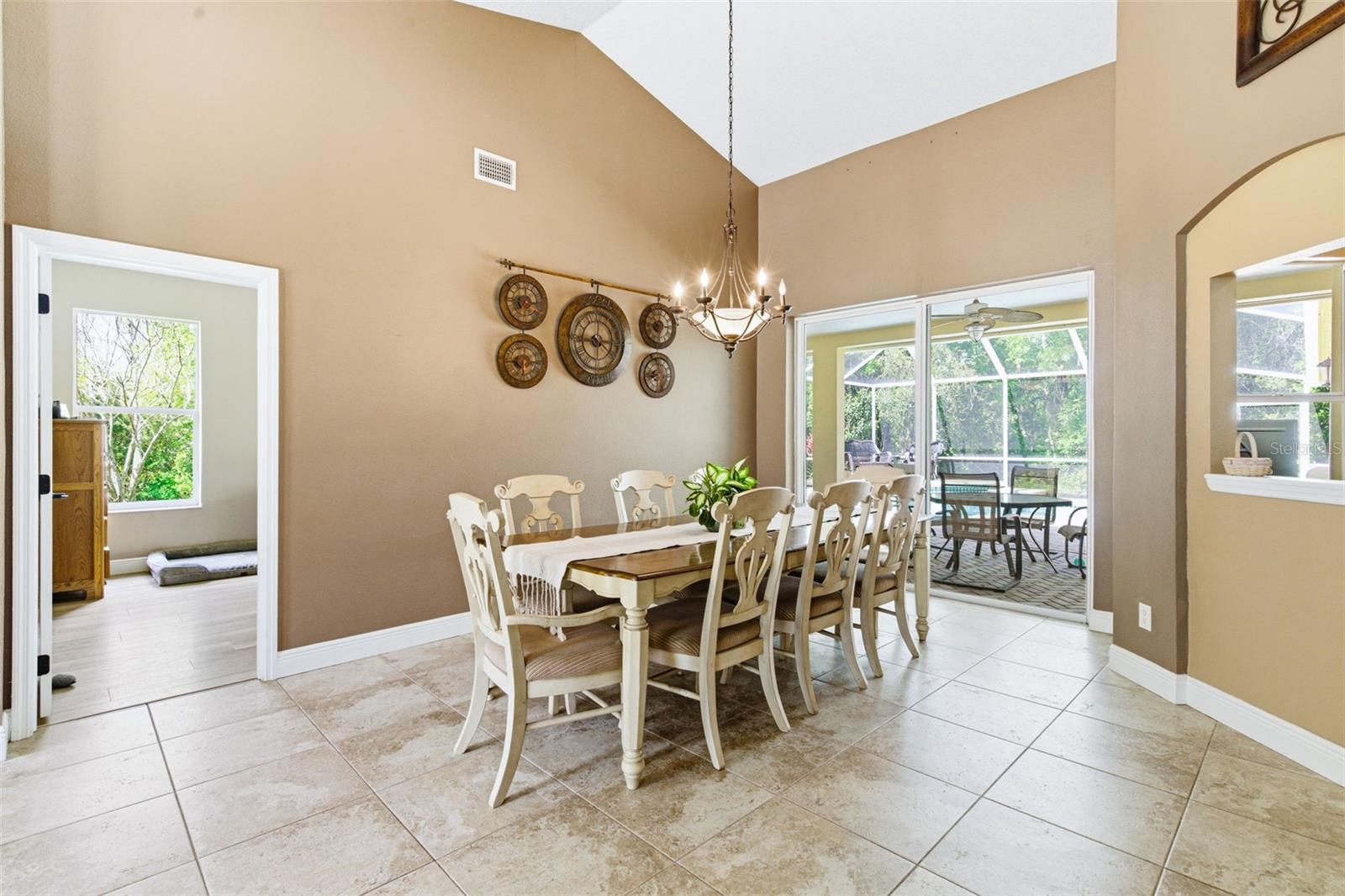 Image 10 of 50 For 8817 Wavyedge Court