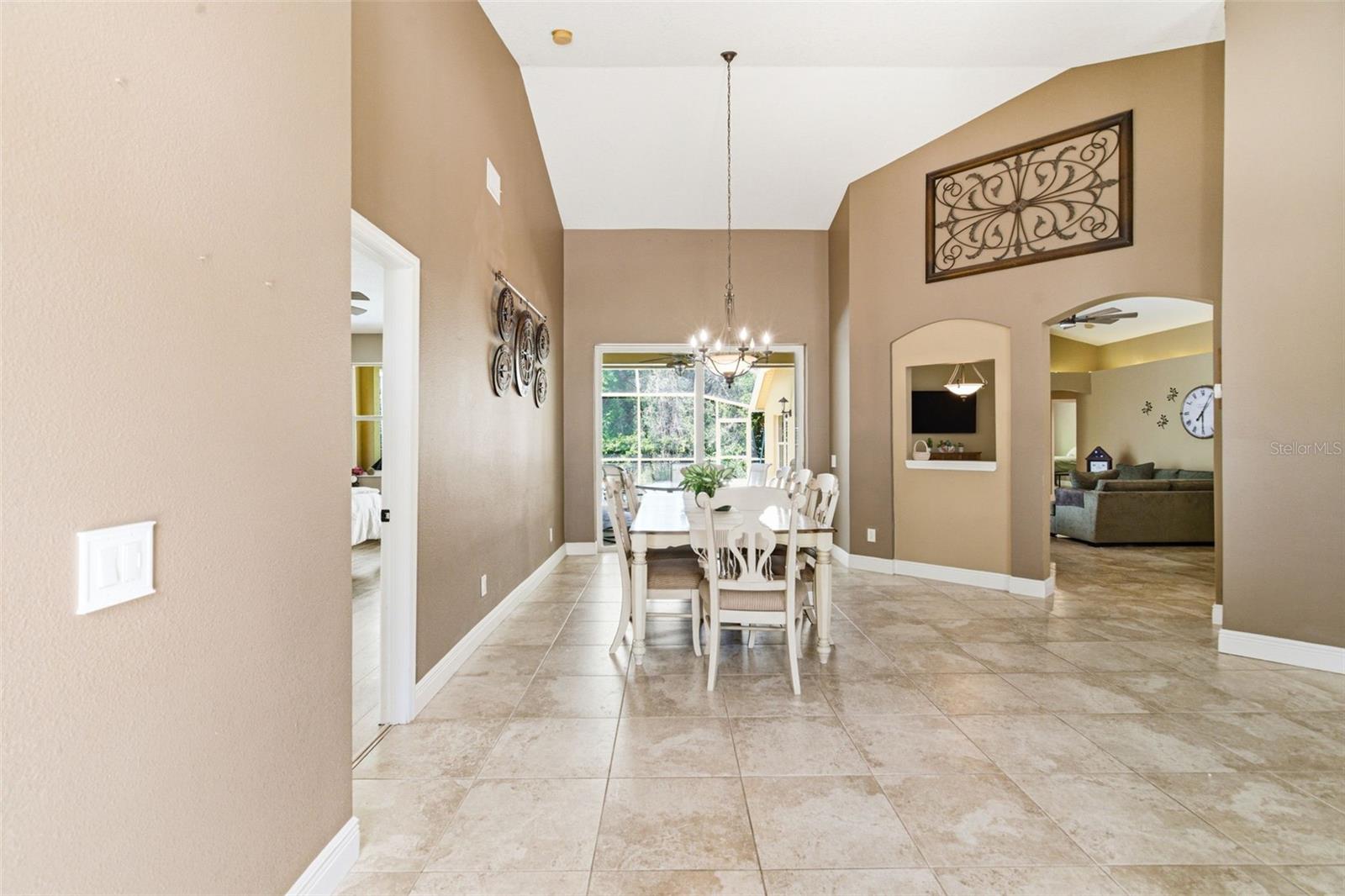 Image 12 of 50 For 8817 Wavyedge Court