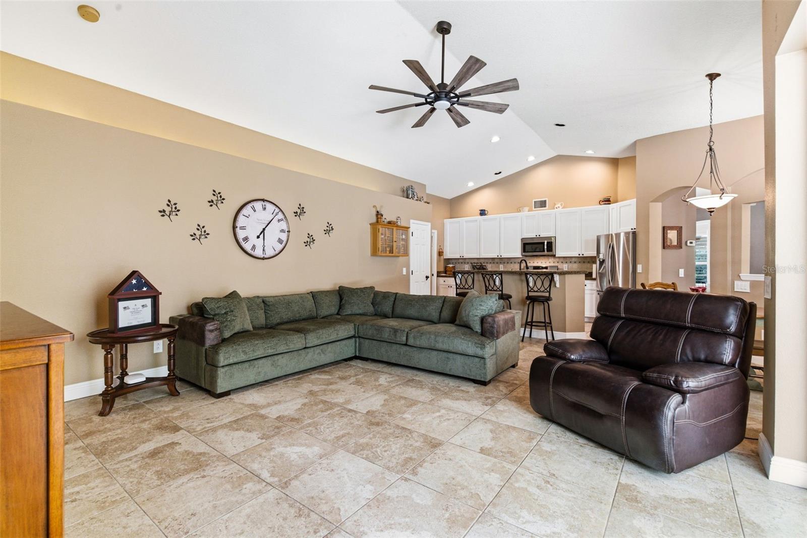 Image 22 of 50 For 8817 Wavyedge Court