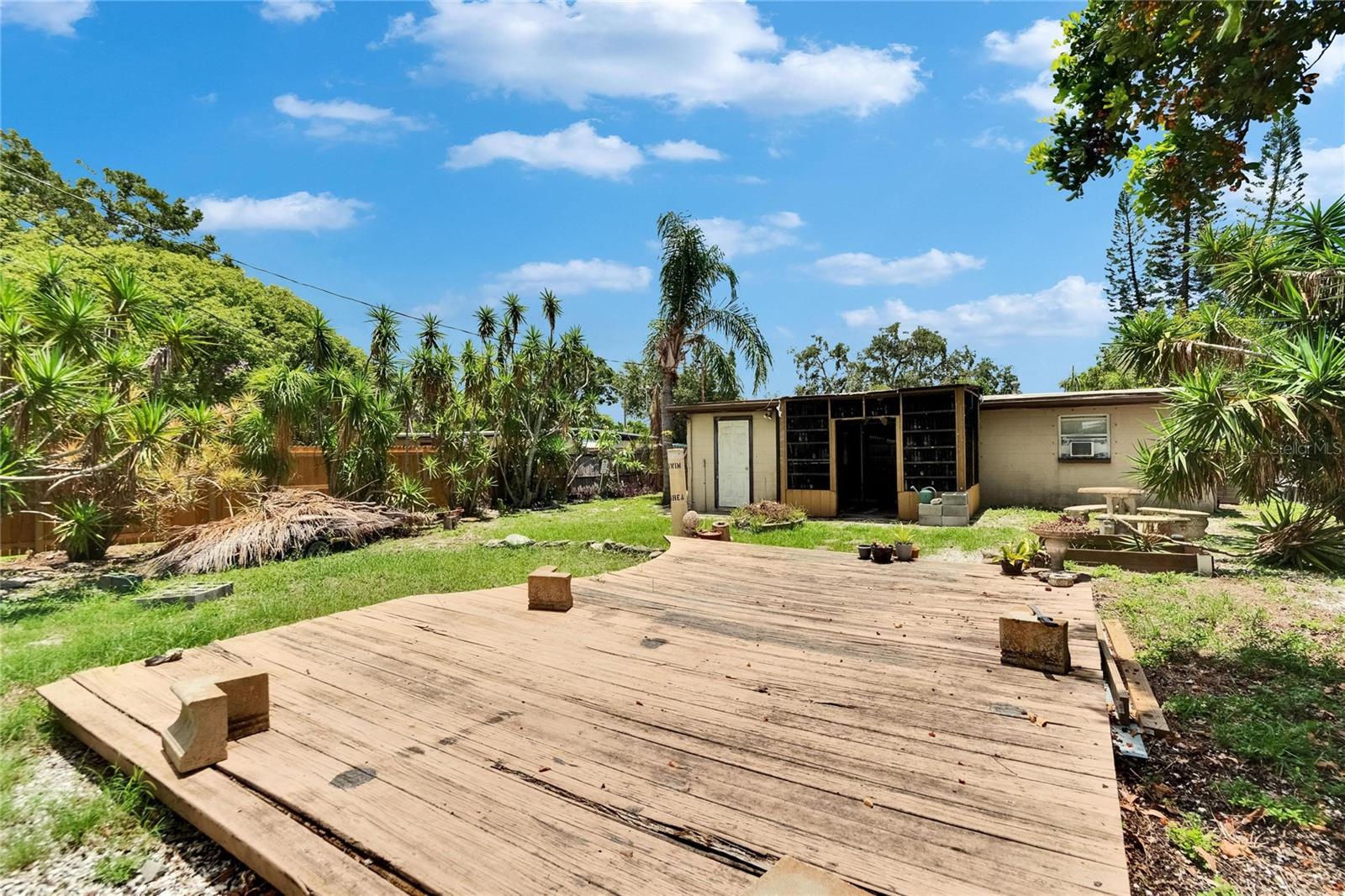 Image 25 of 30 For 10549 112th Avenue