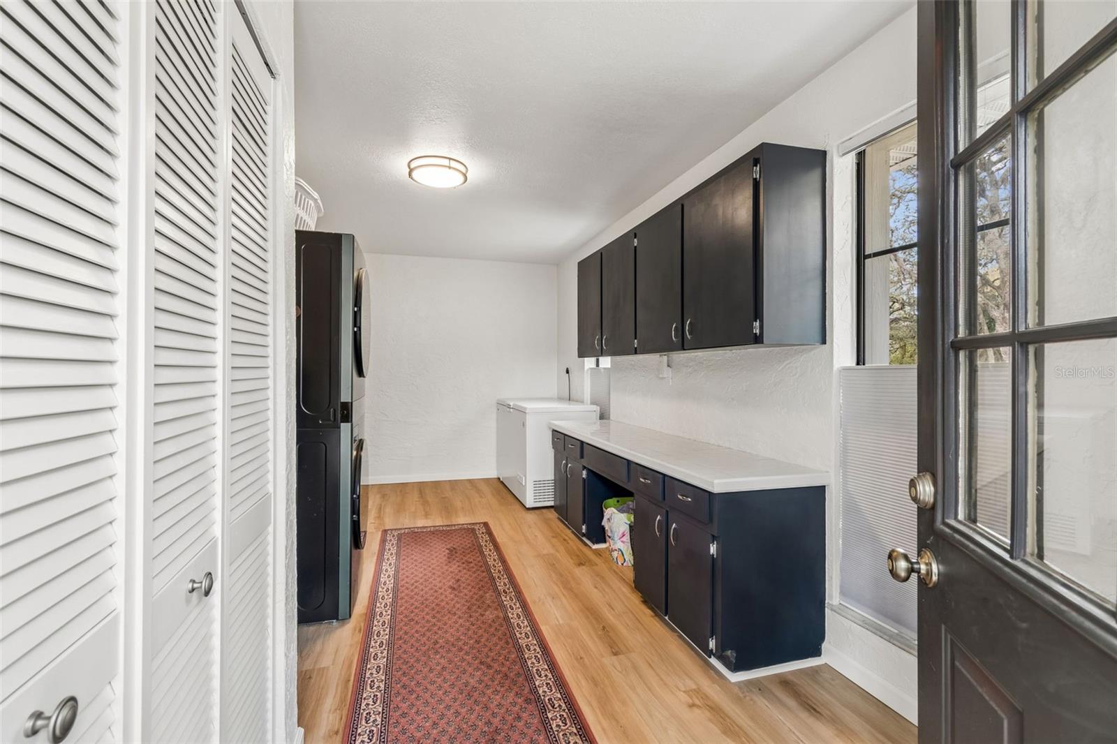 Listing photo id 58 for 13402 Peace Boulevard