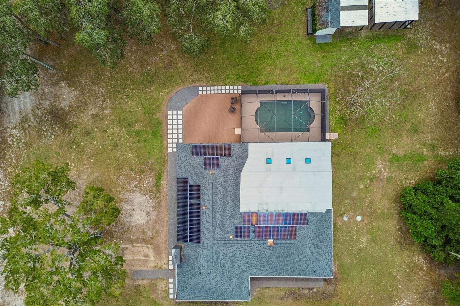 Listing photo id 90 for 13402 Peace Boulevard