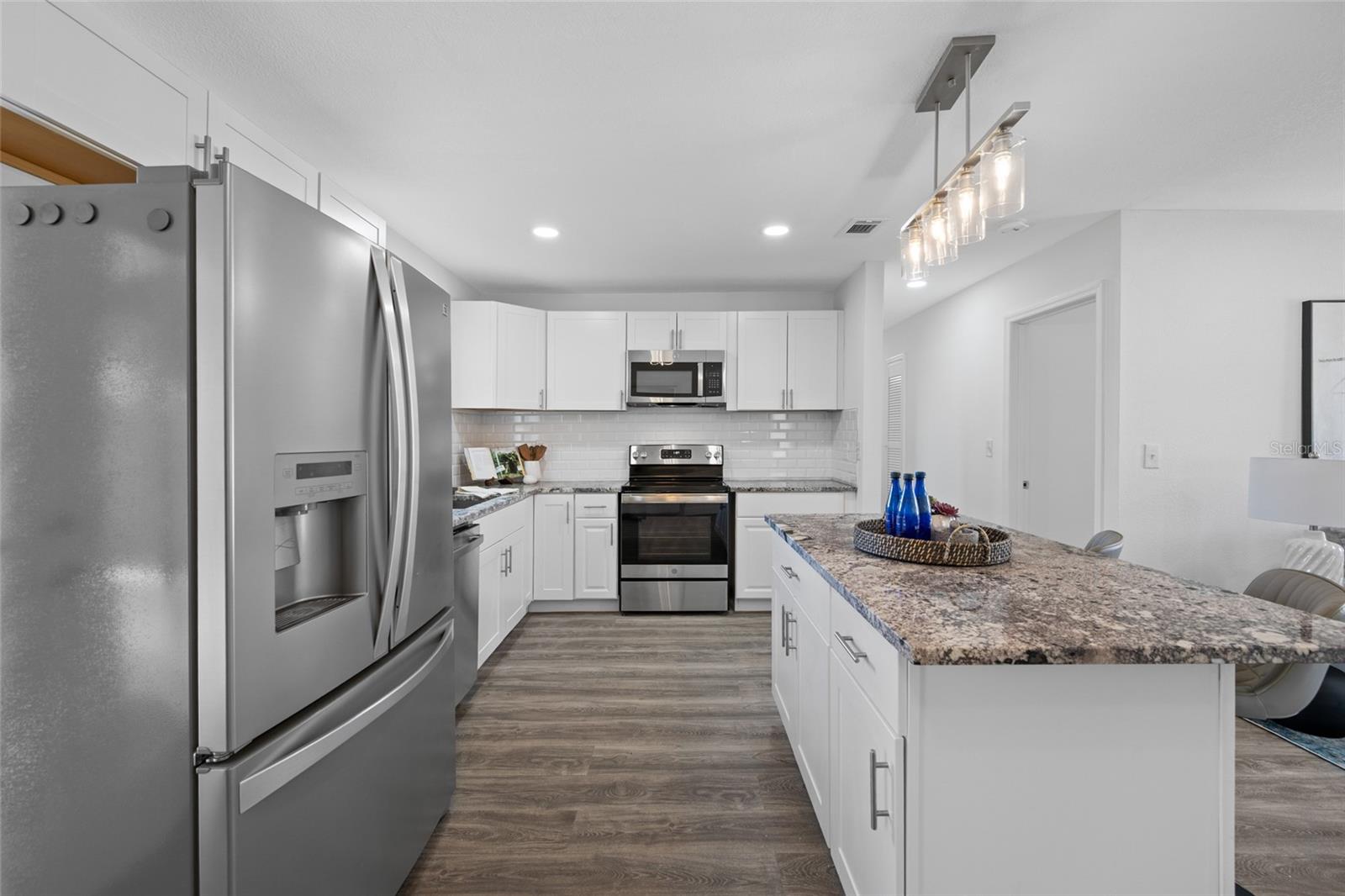 Image 16 of 54 For 4916 Carlyle Road