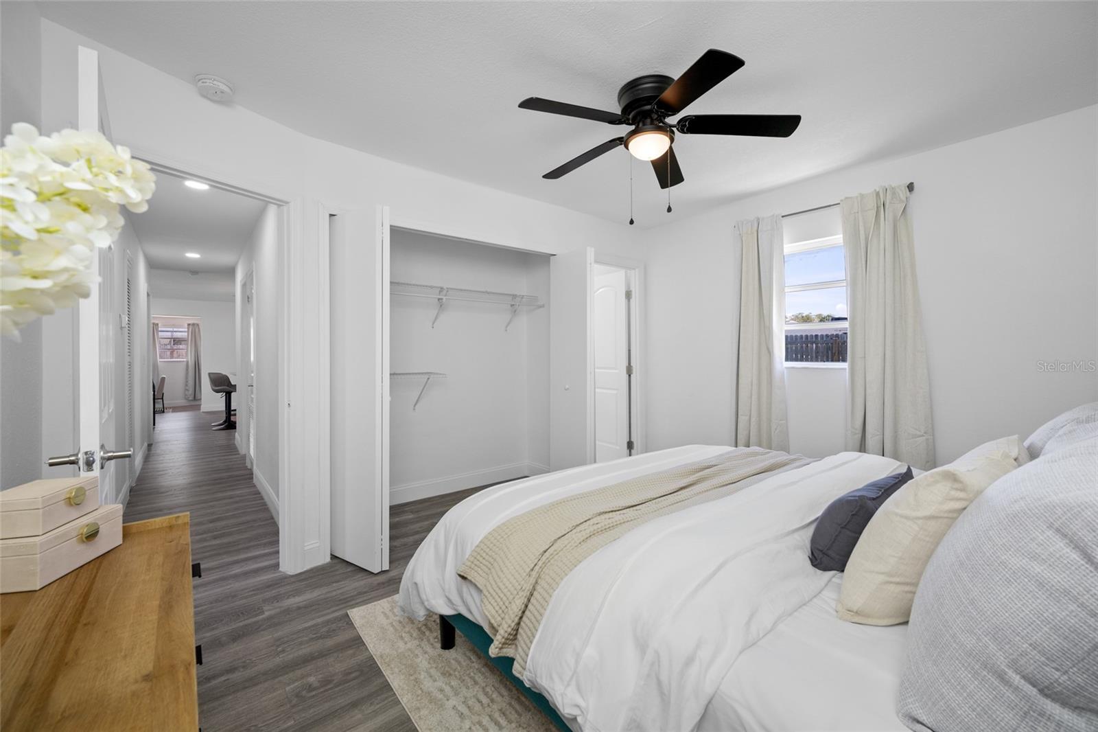 Image 22 of 54 For 4916 Carlyle Road