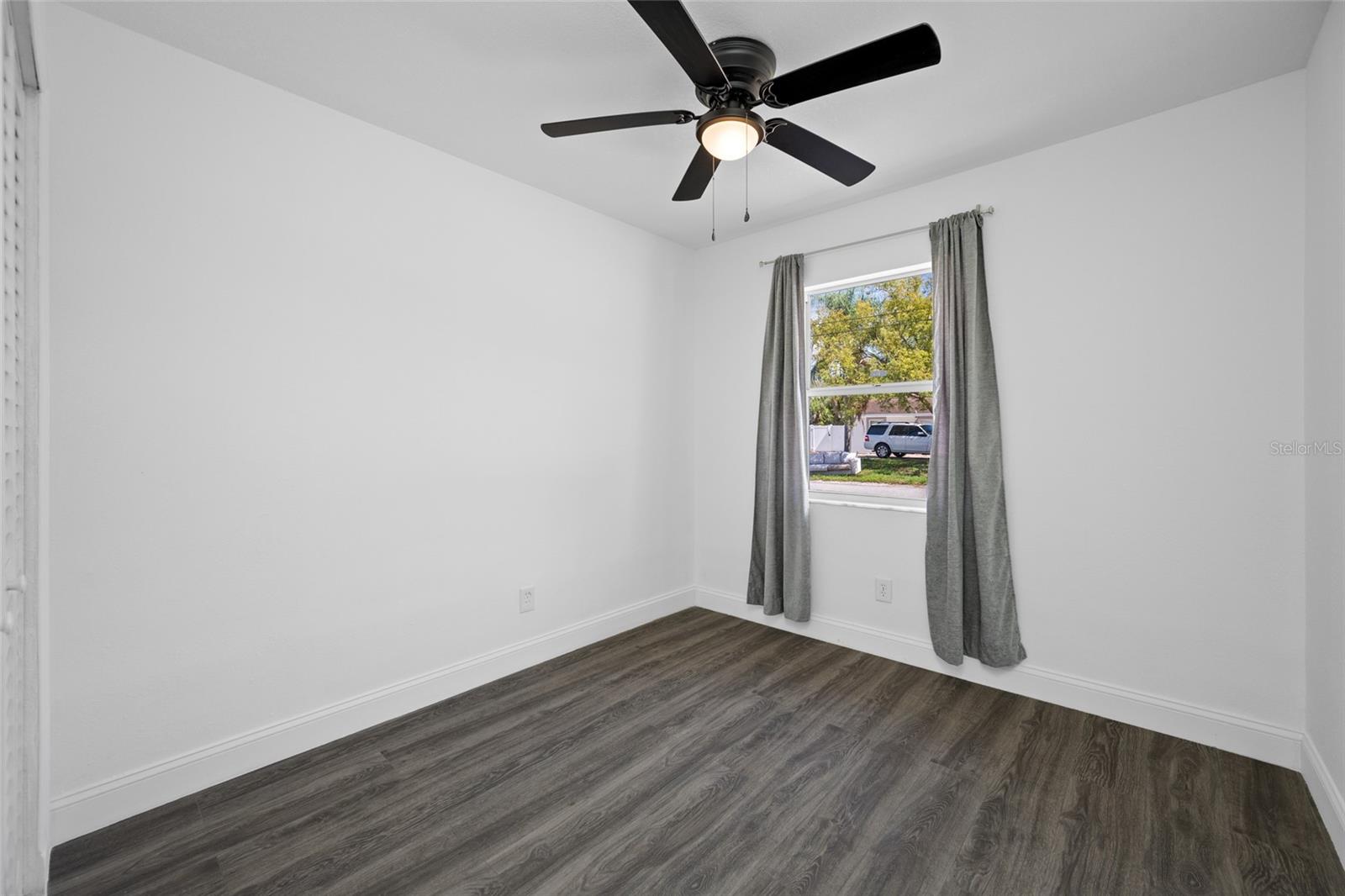 Image 24 of 54 For 4916 Carlyle Road