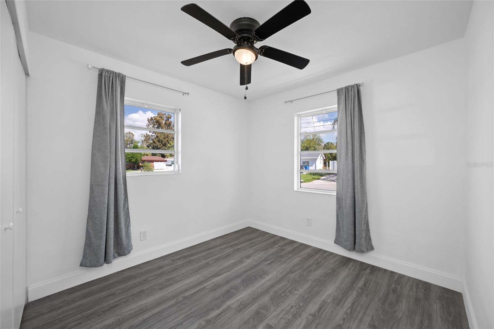 Image 25 of 54 For 4916 Carlyle Road