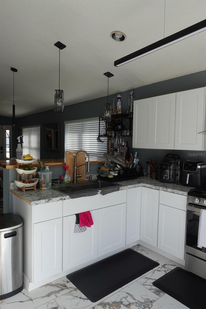 Image 11 of 18 For 6039 White Sails Drive