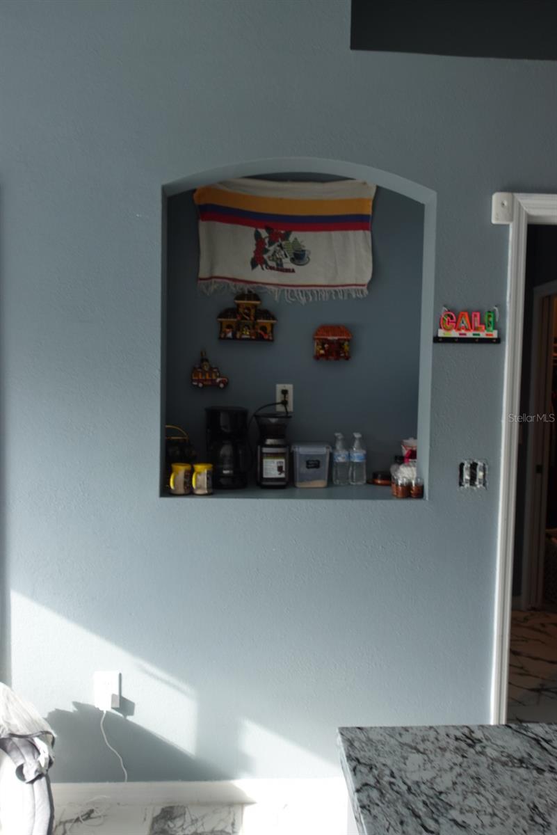 Image 16 of 18 For 6039 White Sails Drive