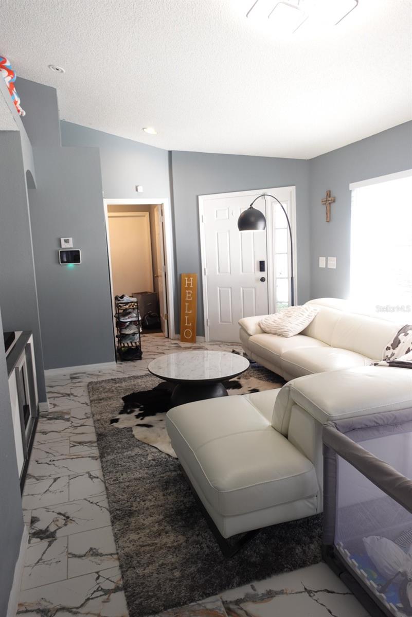 Image 5 of 18 For 6039 White Sails Drive