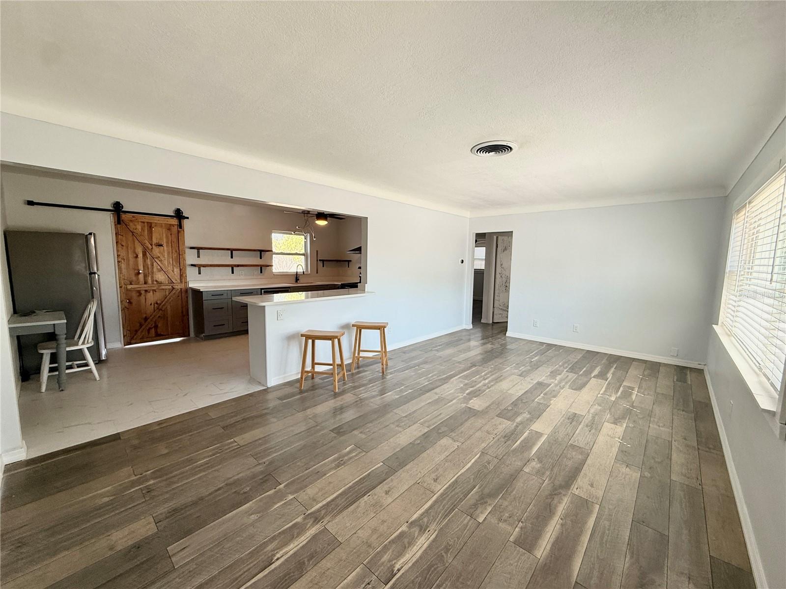 Image 4 of 33 For 4773 56th Avenue N