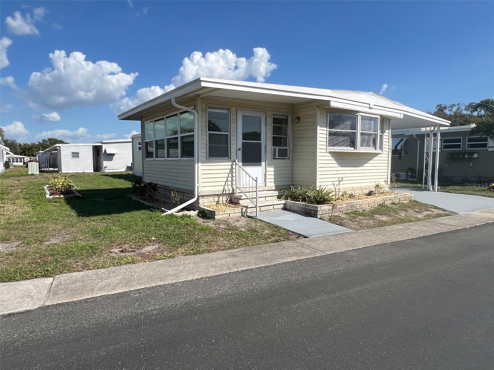 Details for 103 Pindo Palm Street W, LARGO, FL 33770