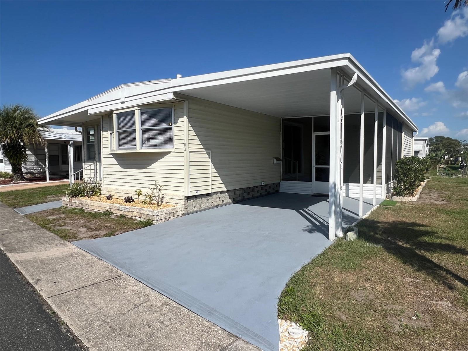 Image 2 of 28 For 103 Pindo Palm Street W